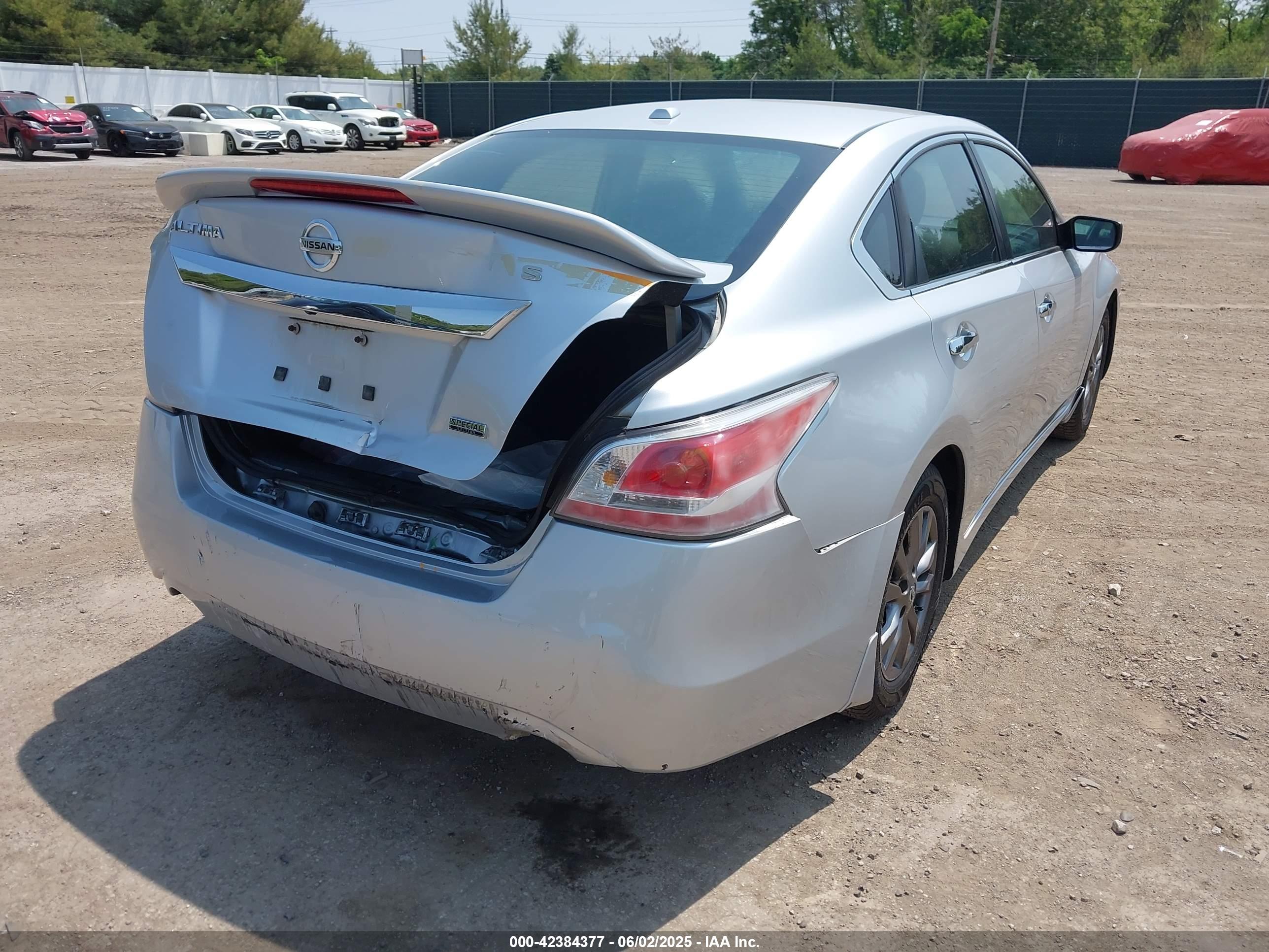 NISSAN ALTIMA image 6