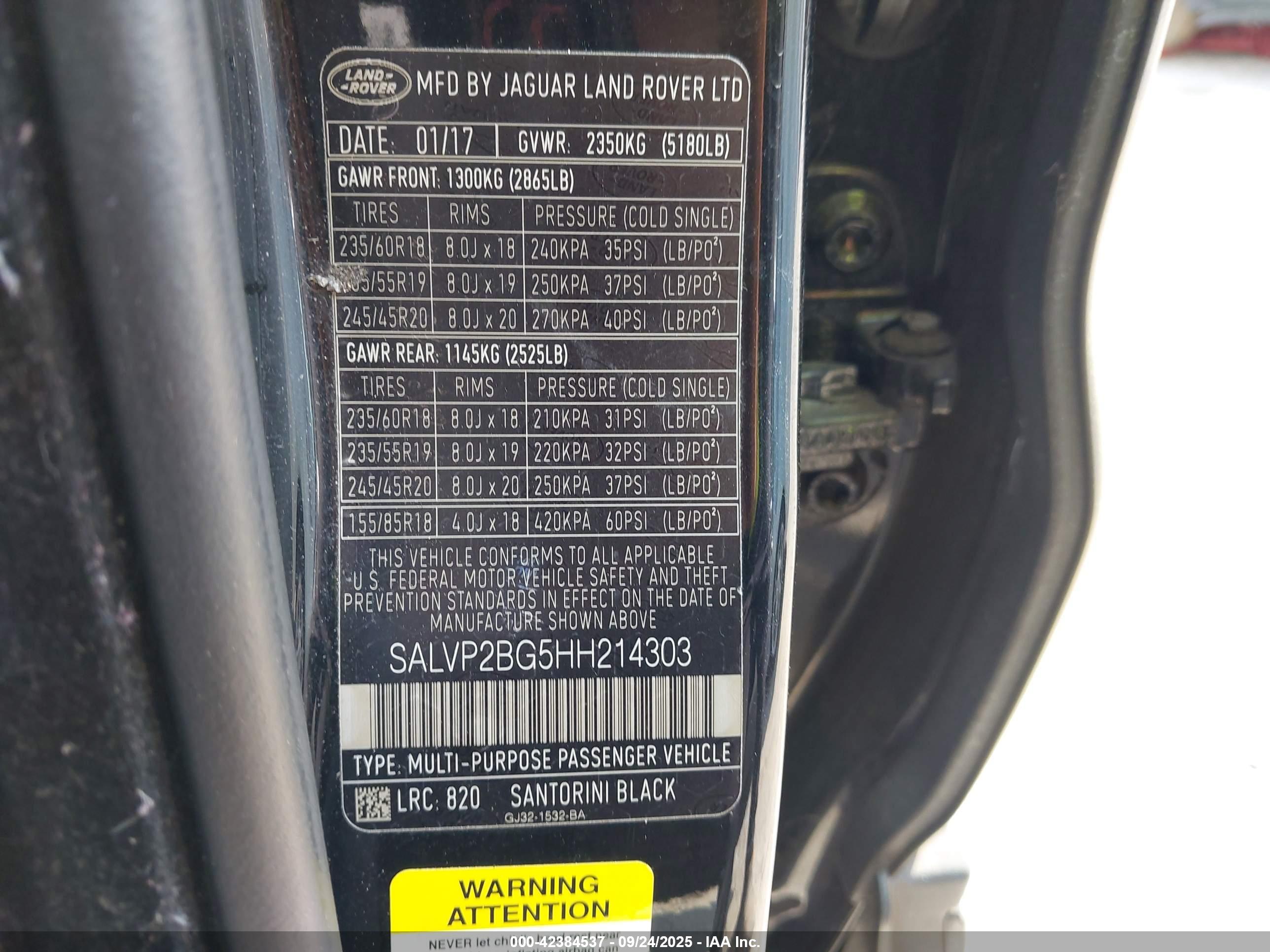 LAND ROVER image 9