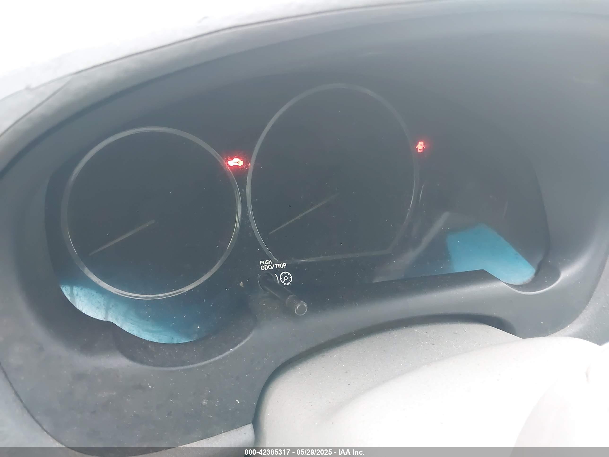 TOYOTA SIENNA image 7