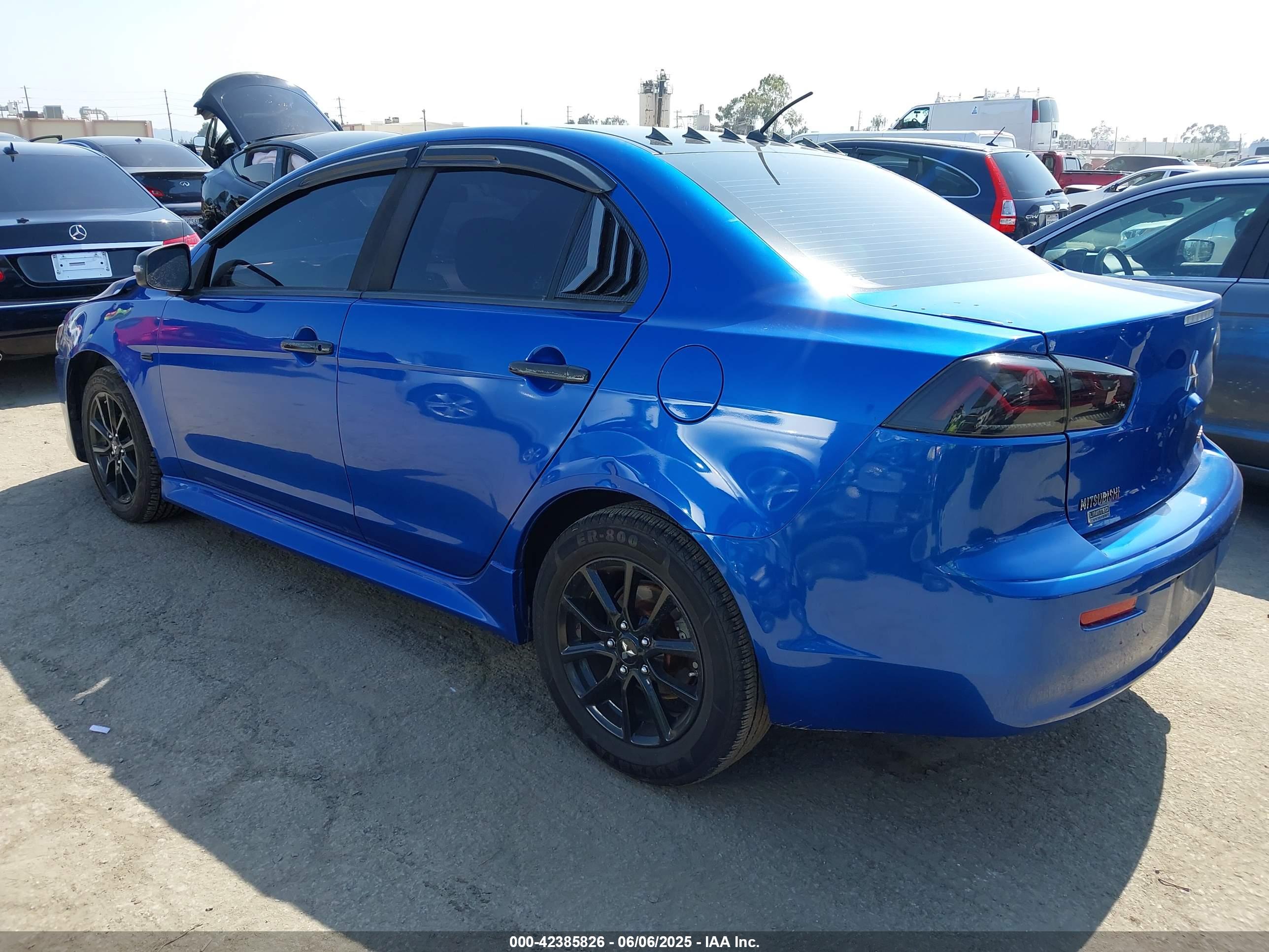MITSUBISHI LANCER image 3