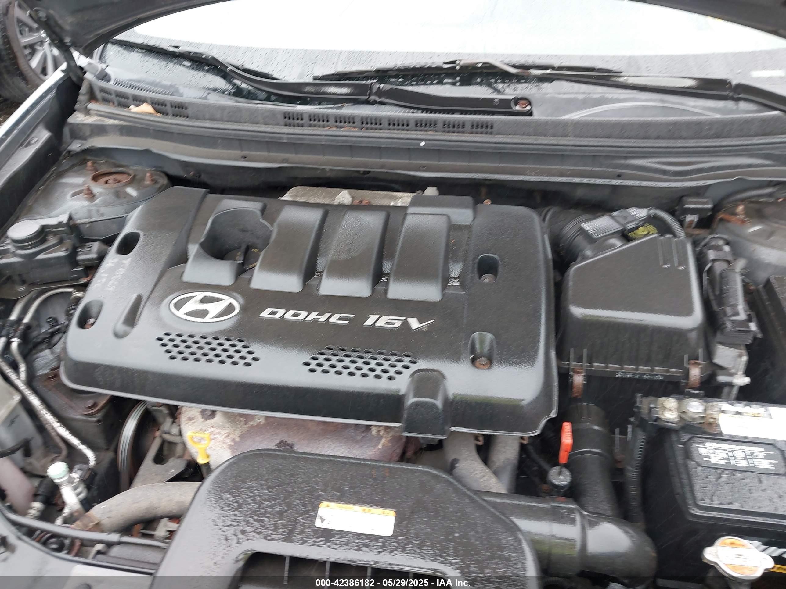 HYUNDAI ELANTRA image 10