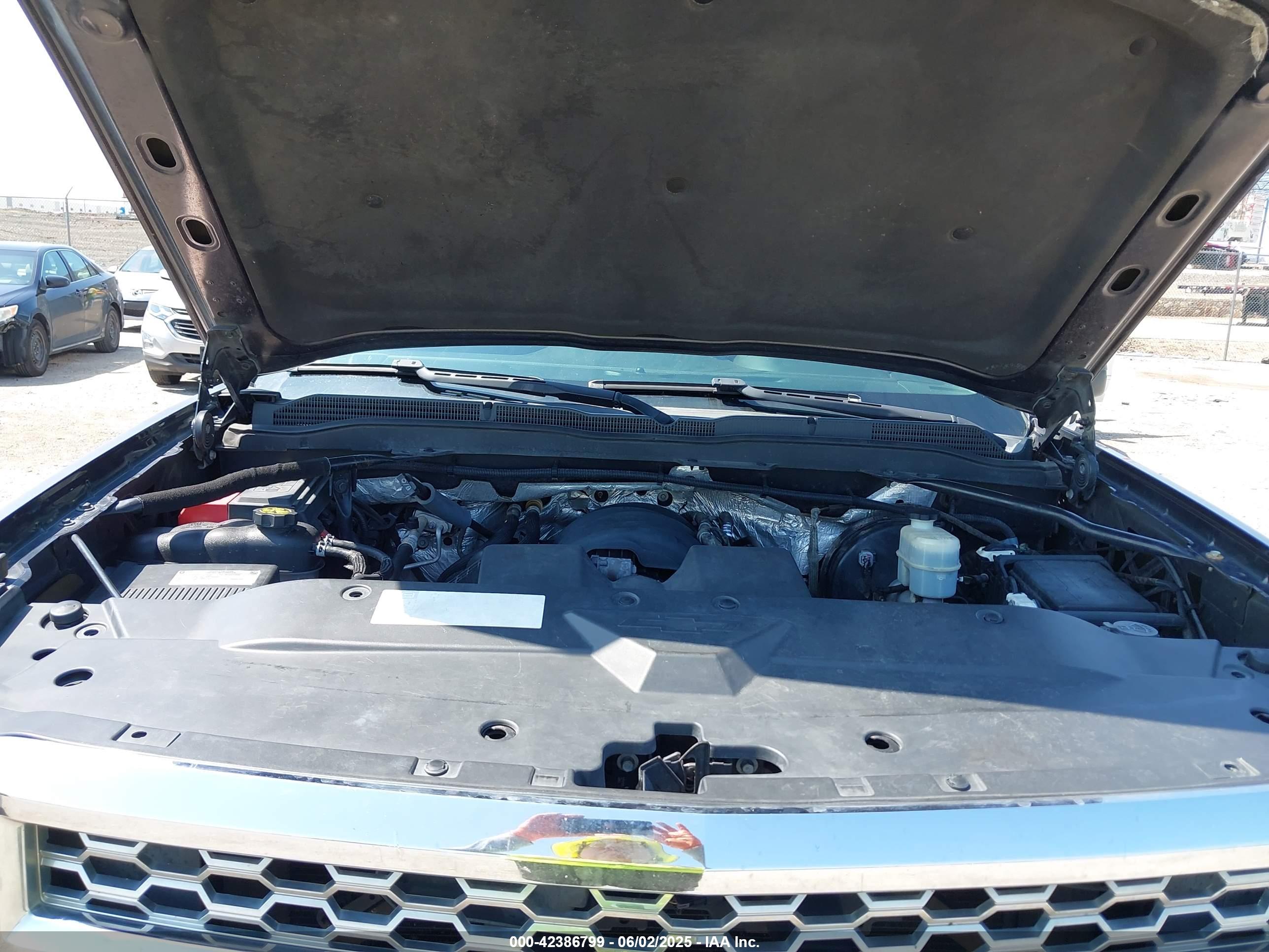 CHEVROLET SILVERADO image 10