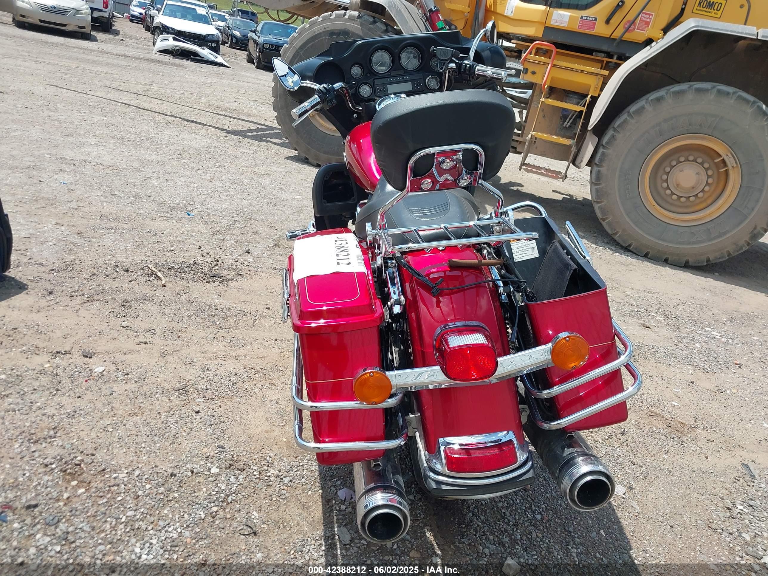 HARLEY-DAVIDSON FLHTCU image 6