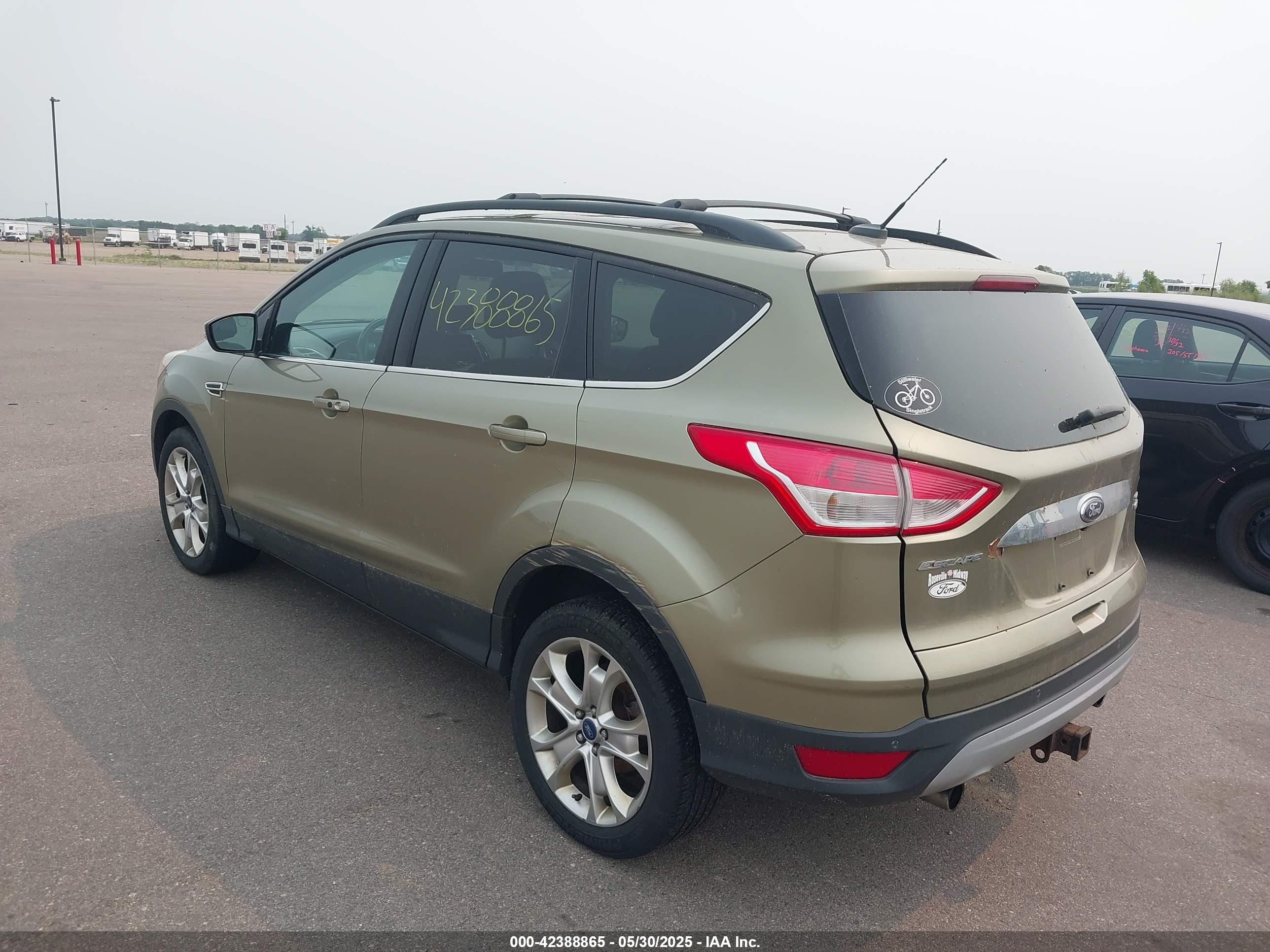 FORD ESCAPE image 3