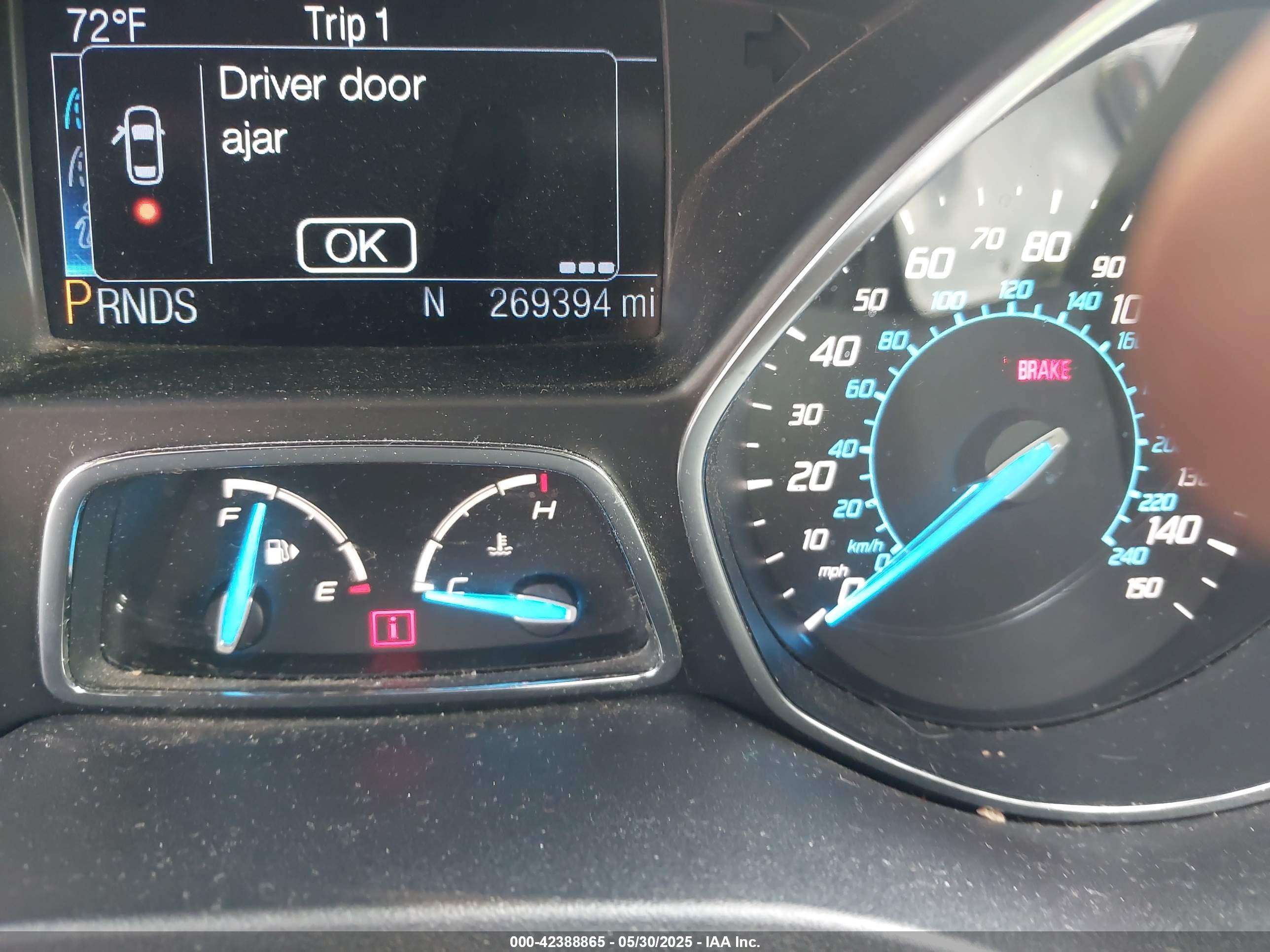 FORD ESCAPE image 7