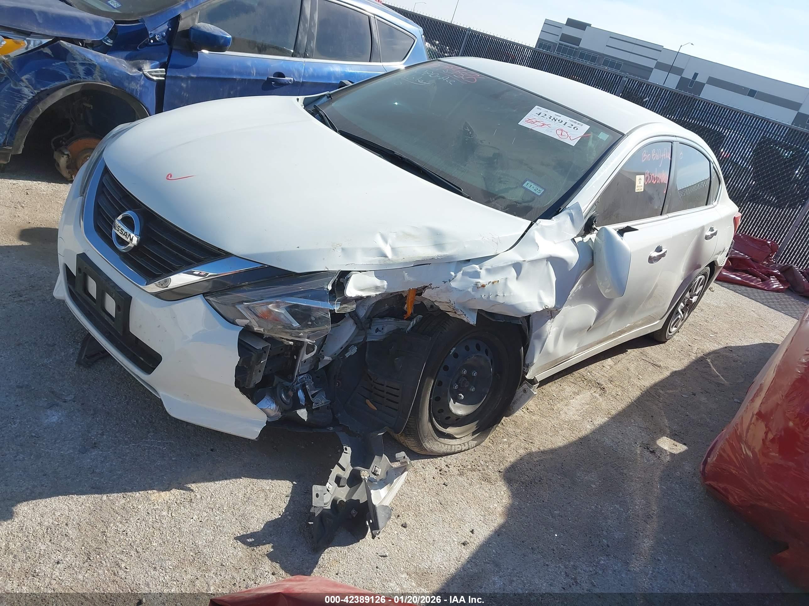NISSAN ALTIMA image 2