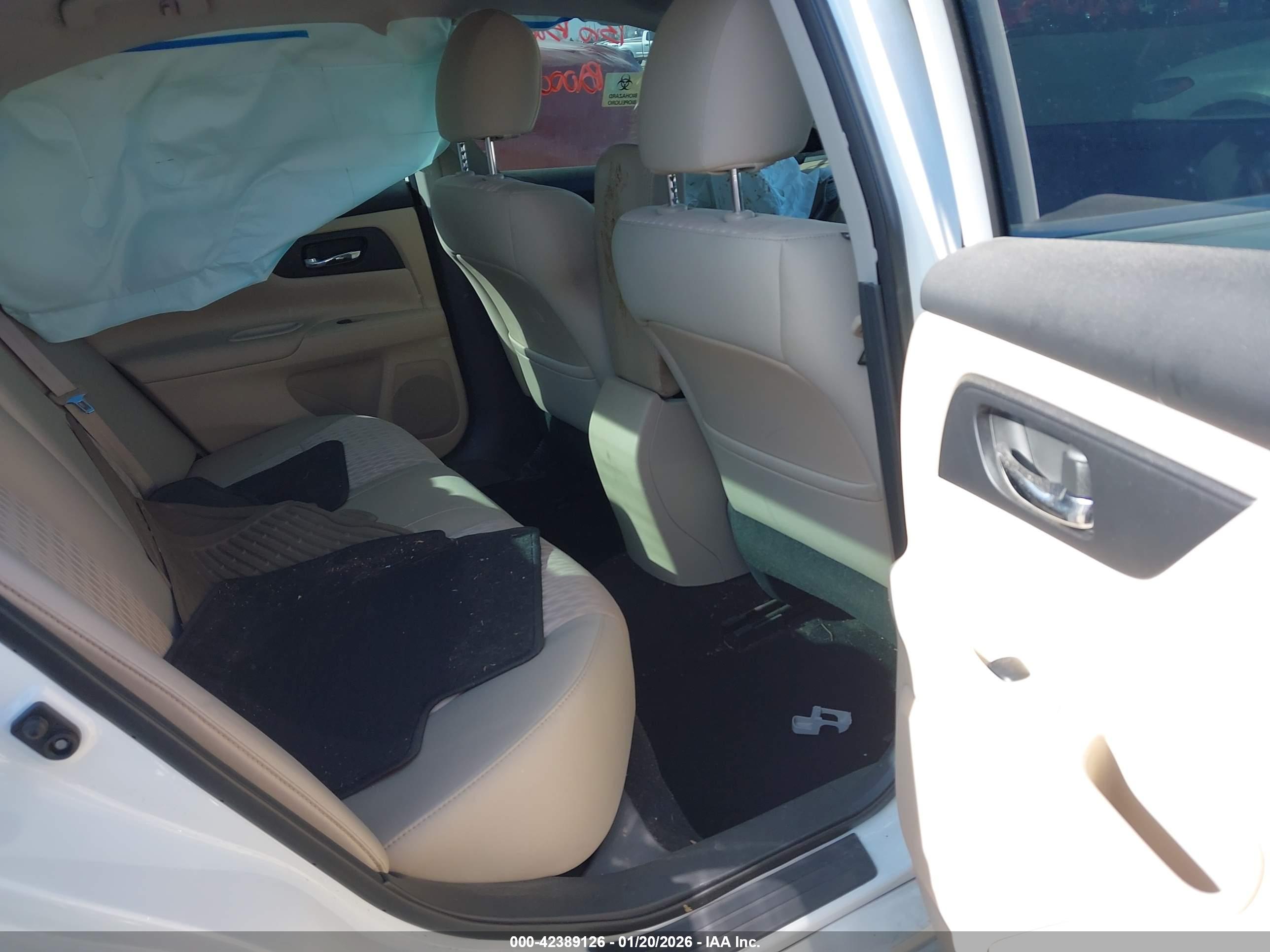 NISSAN ALTIMA image 8