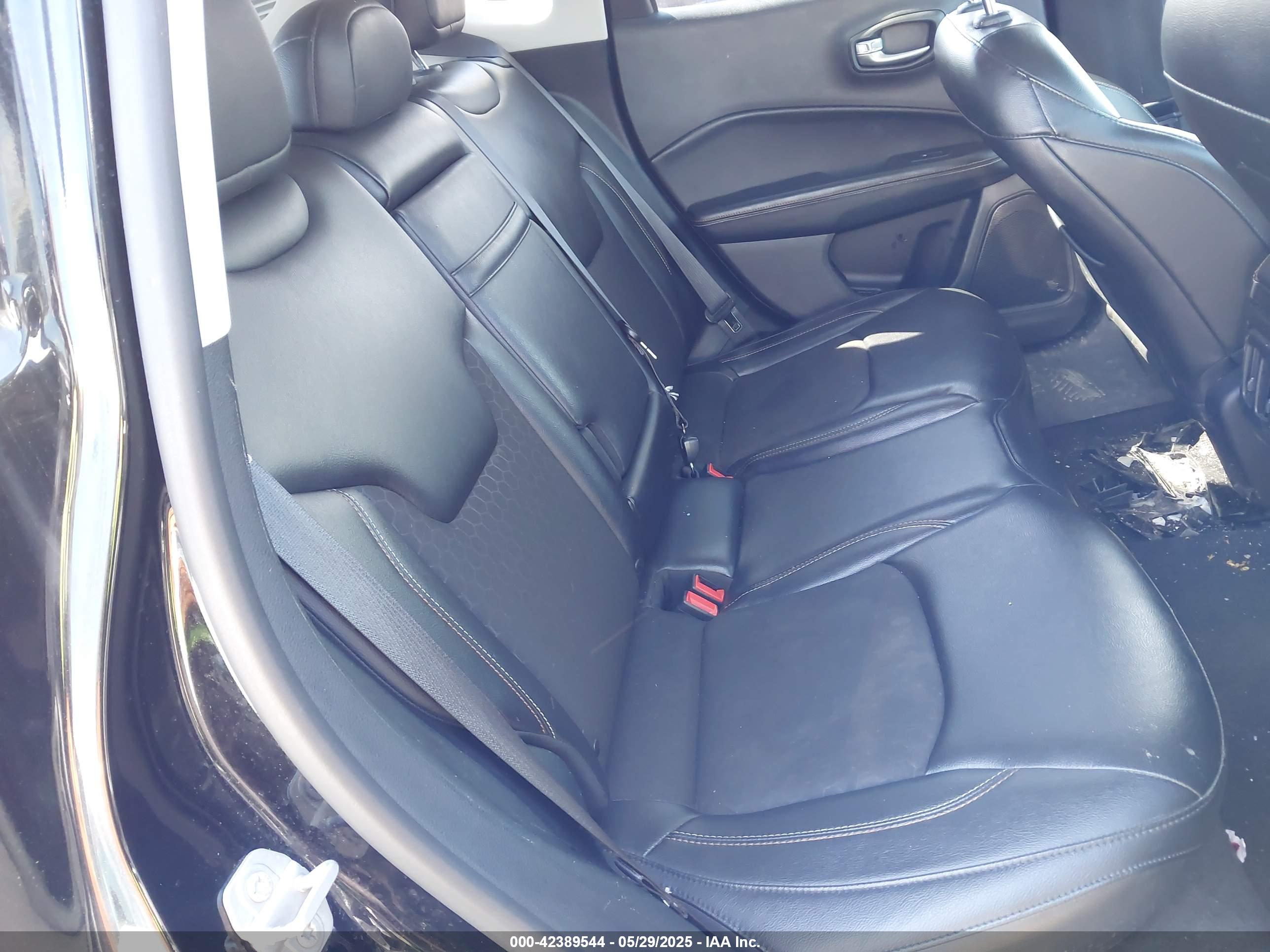 JEEP COMPASS image 8