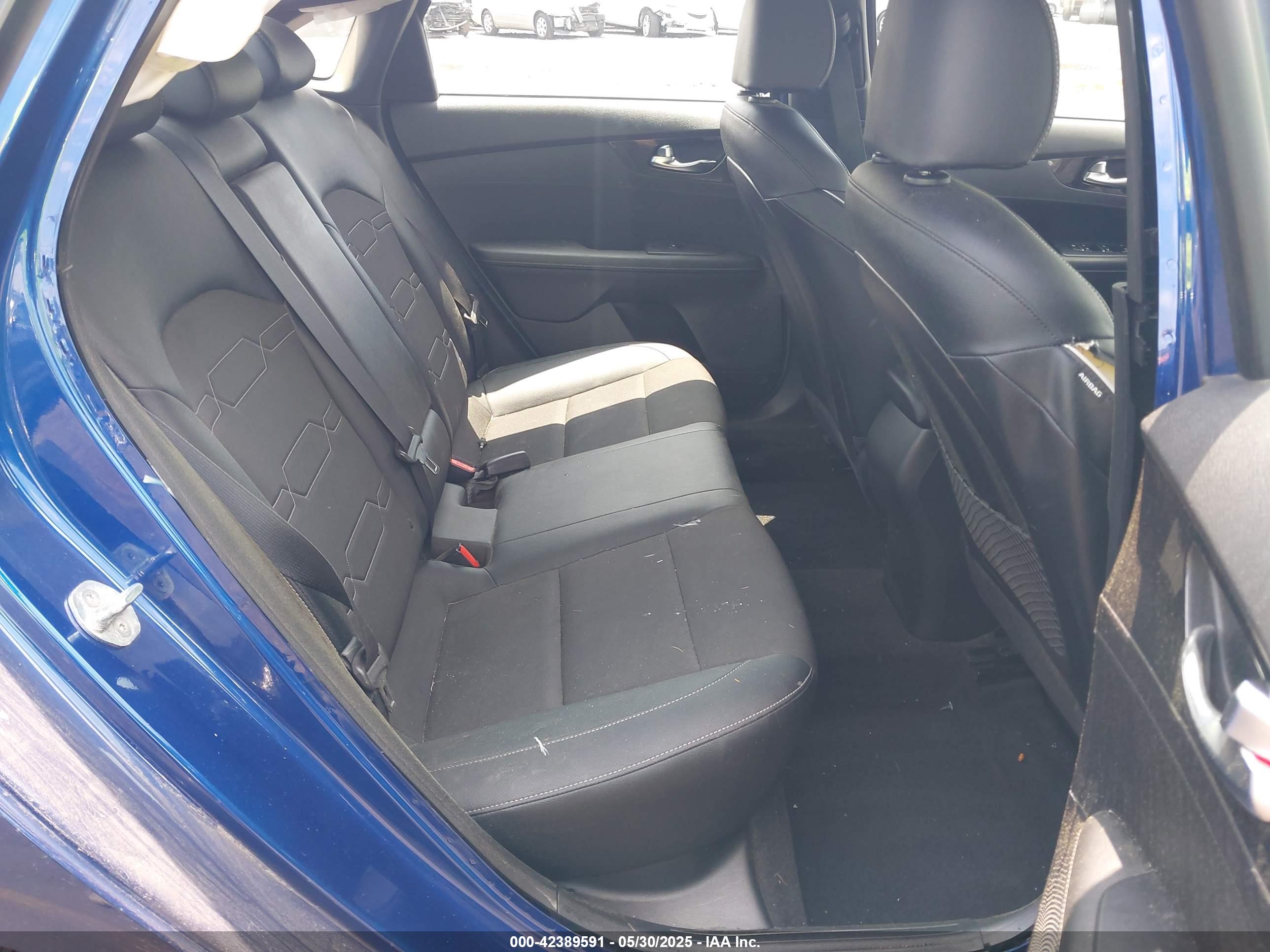 KIA FORTE image 8