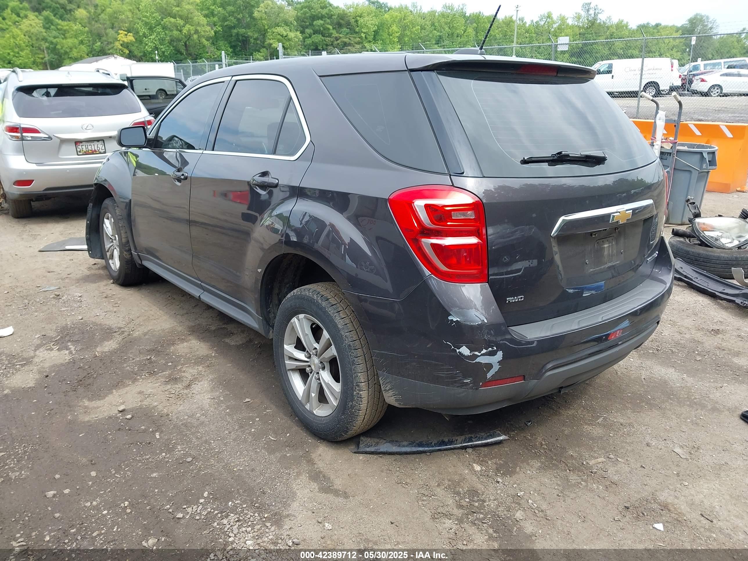 CHEVROLET EQUINOX image 3