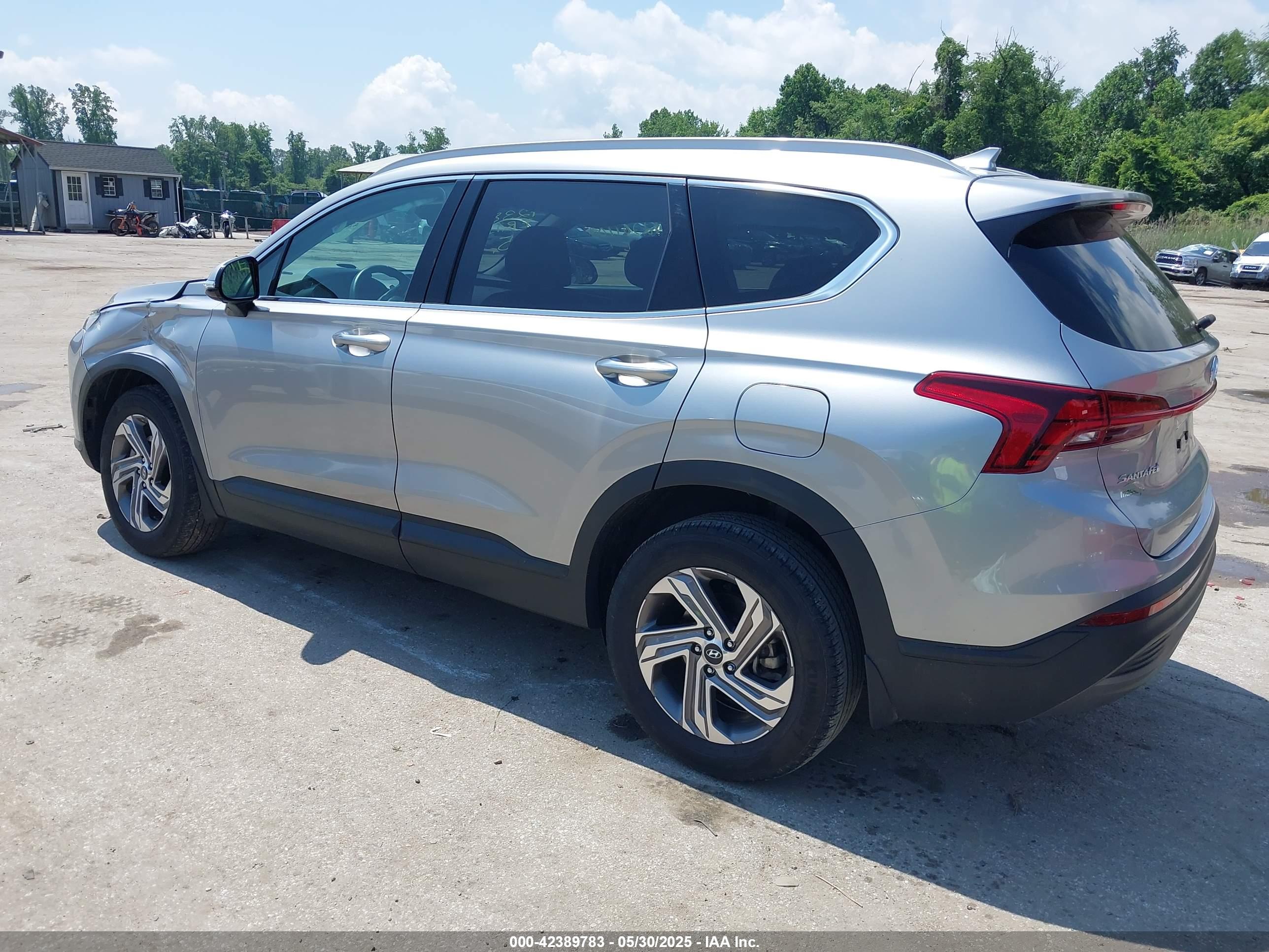 HYUNDAI SANTA image 3