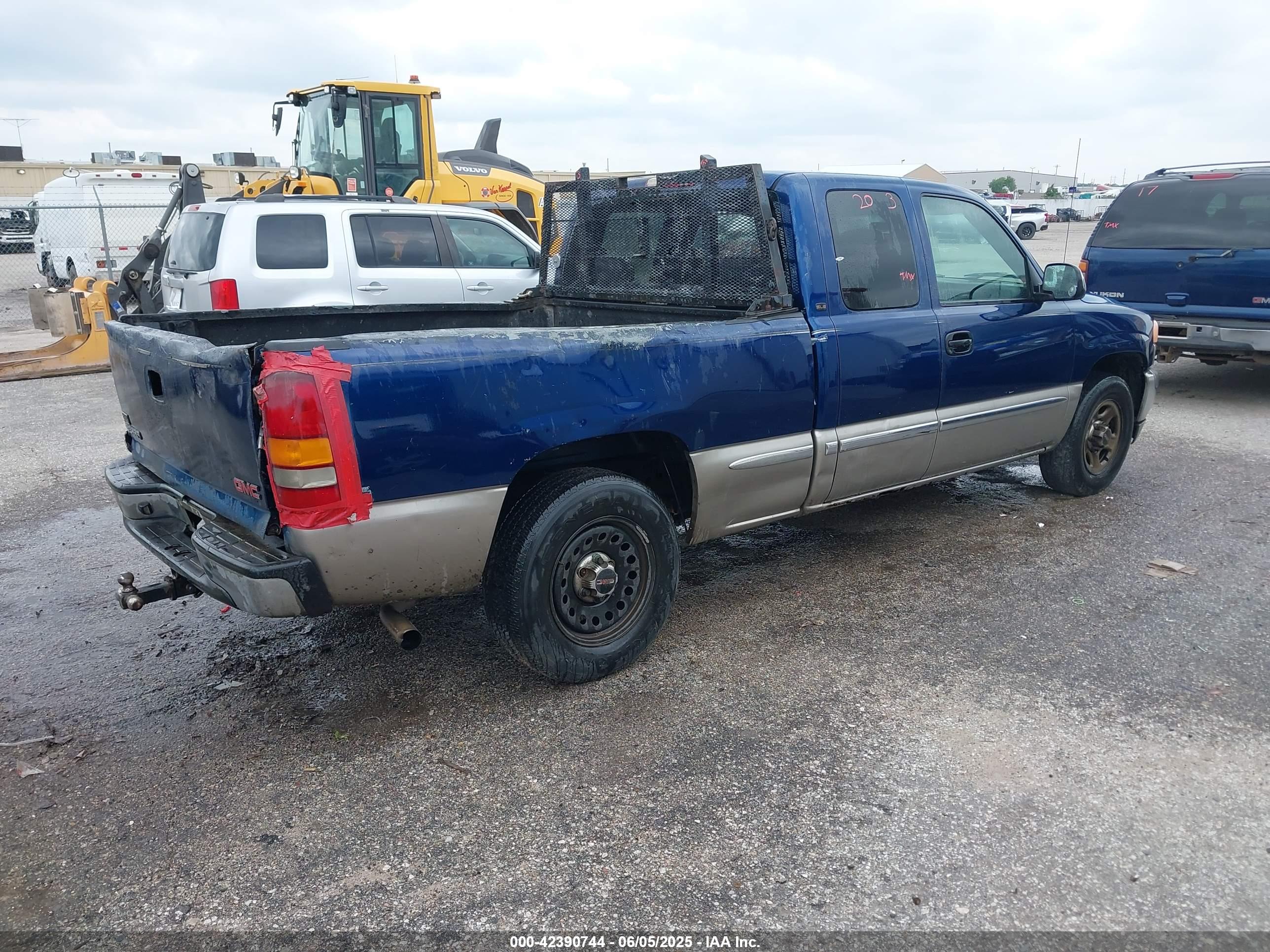 GMC SIERRA image 4