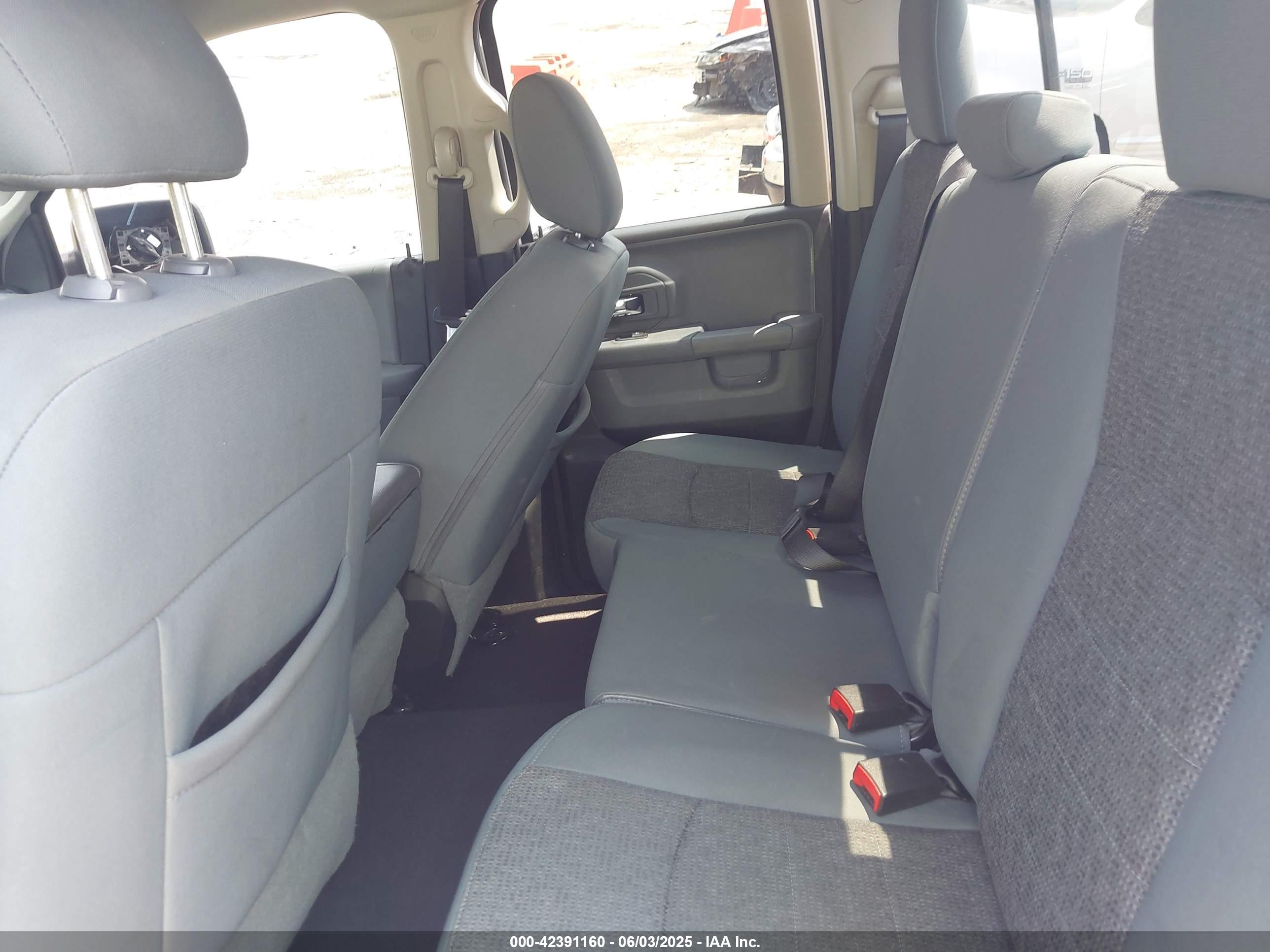 RAM 1500 image 8