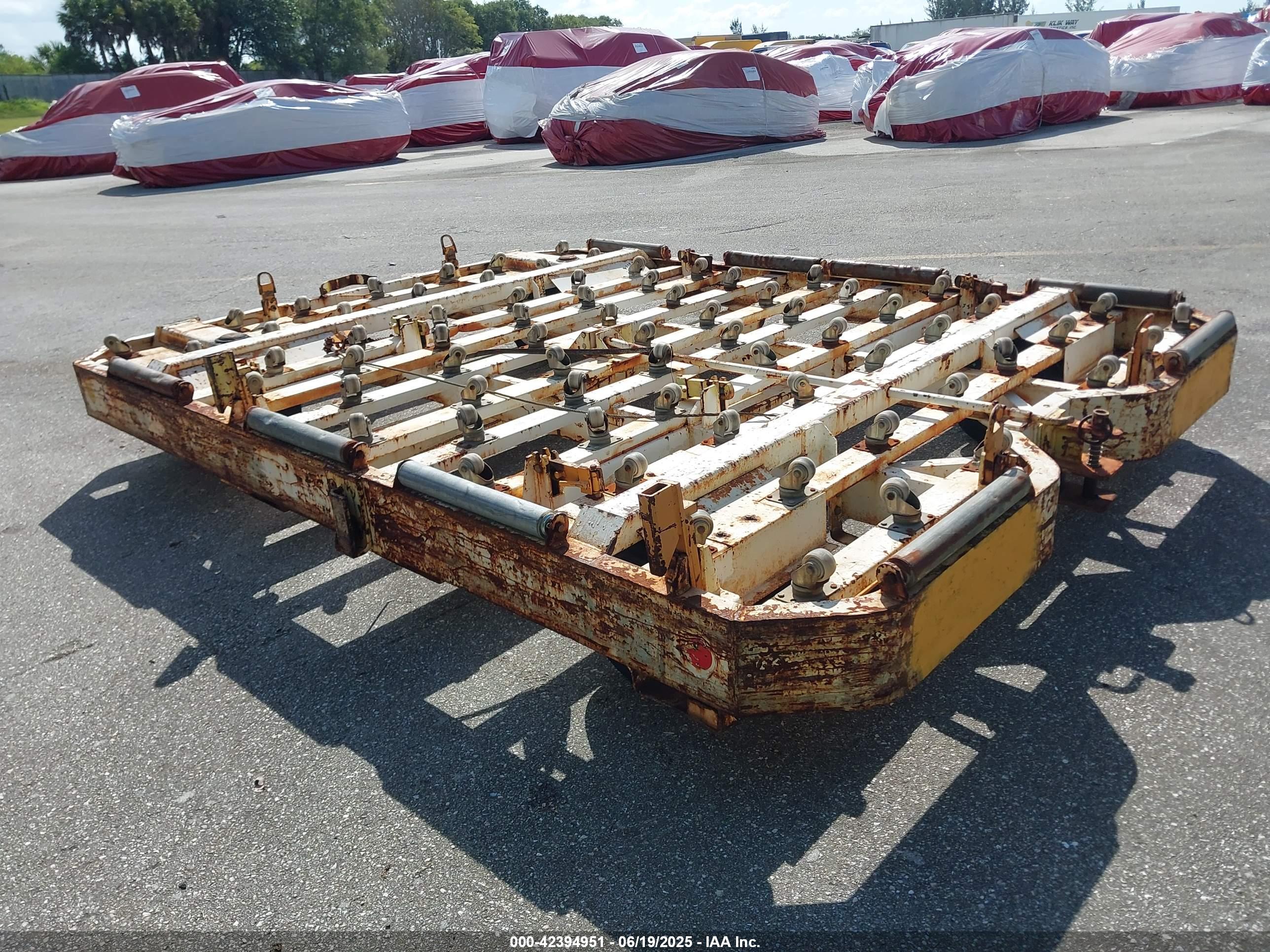 EQUIPMENT STEEL image 3
