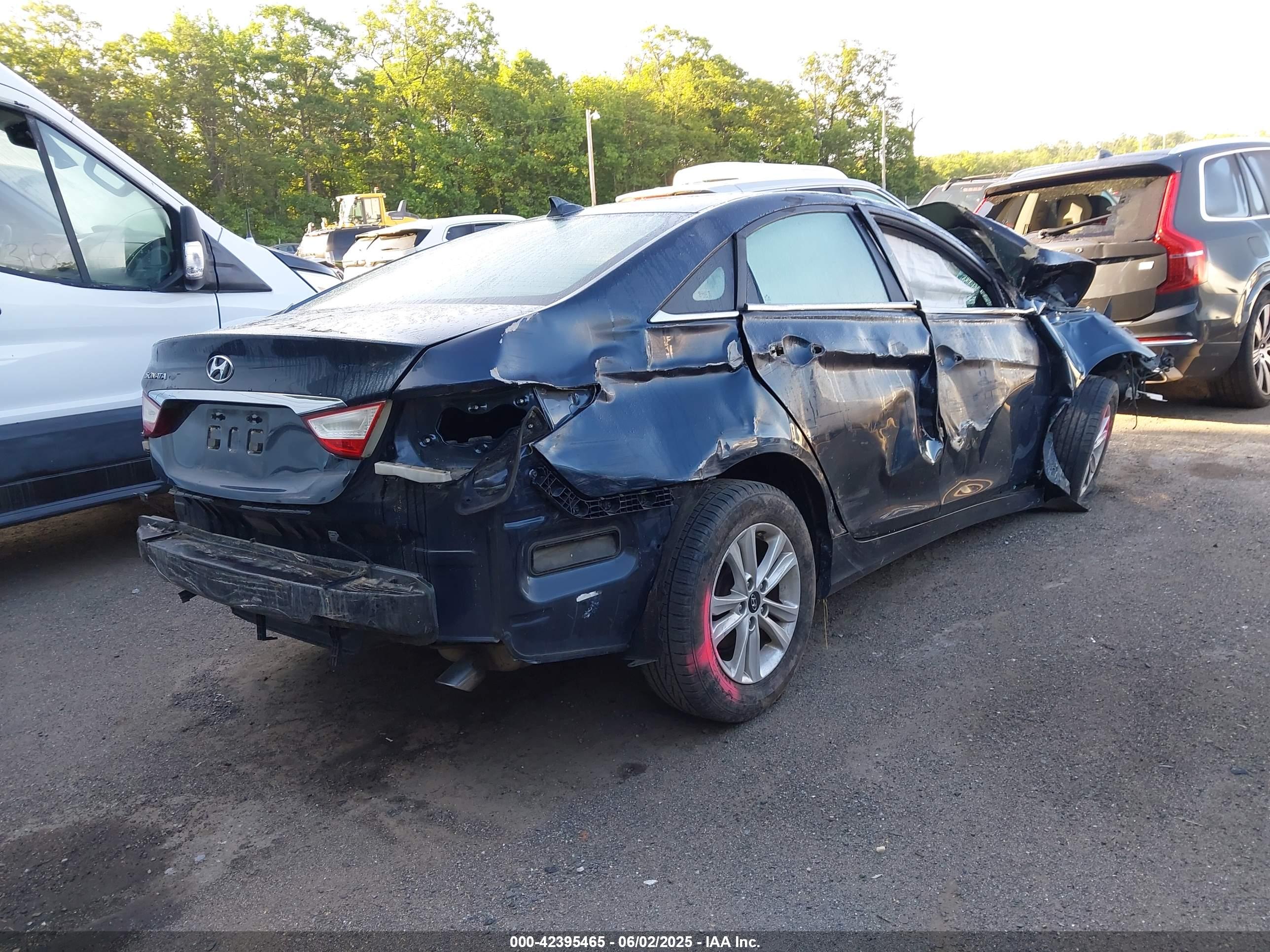 HYUNDAI SONATA image 4