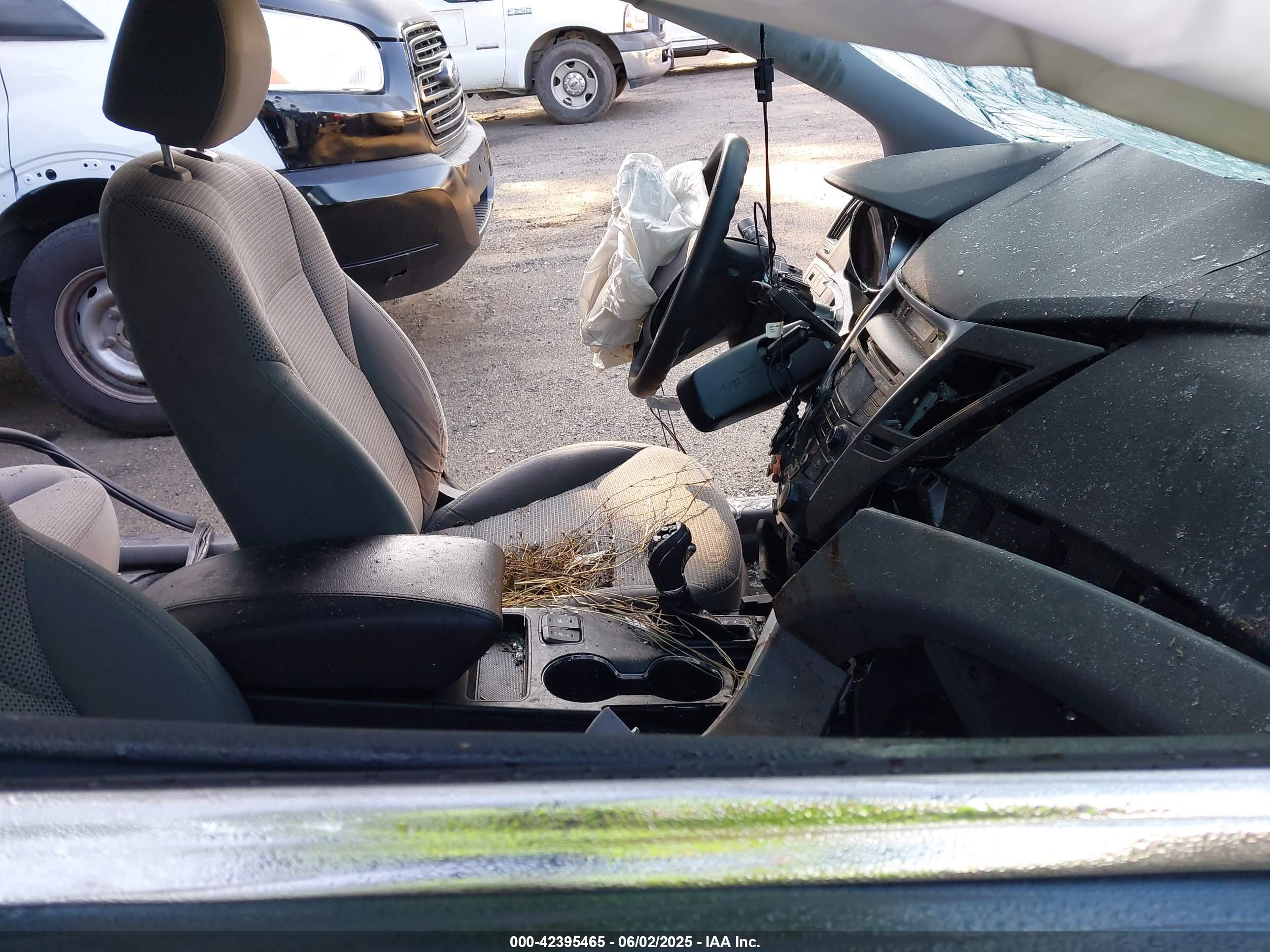 HYUNDAI SONATA image 5