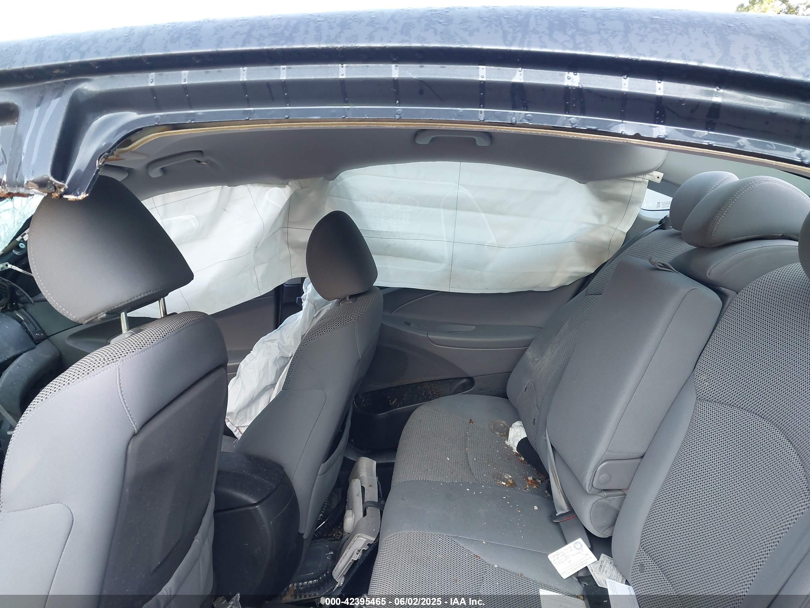 HYUNDAI SONATA image 8