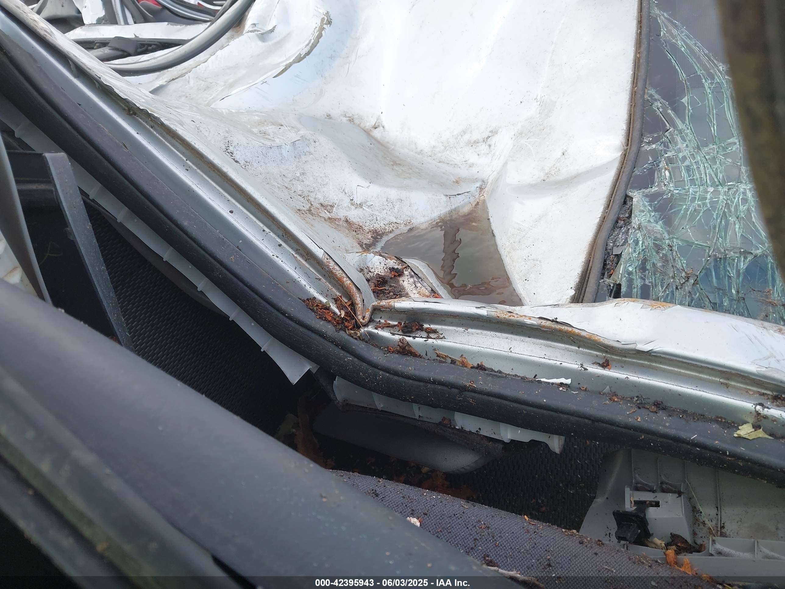 TOYOTA RAV4 image 5