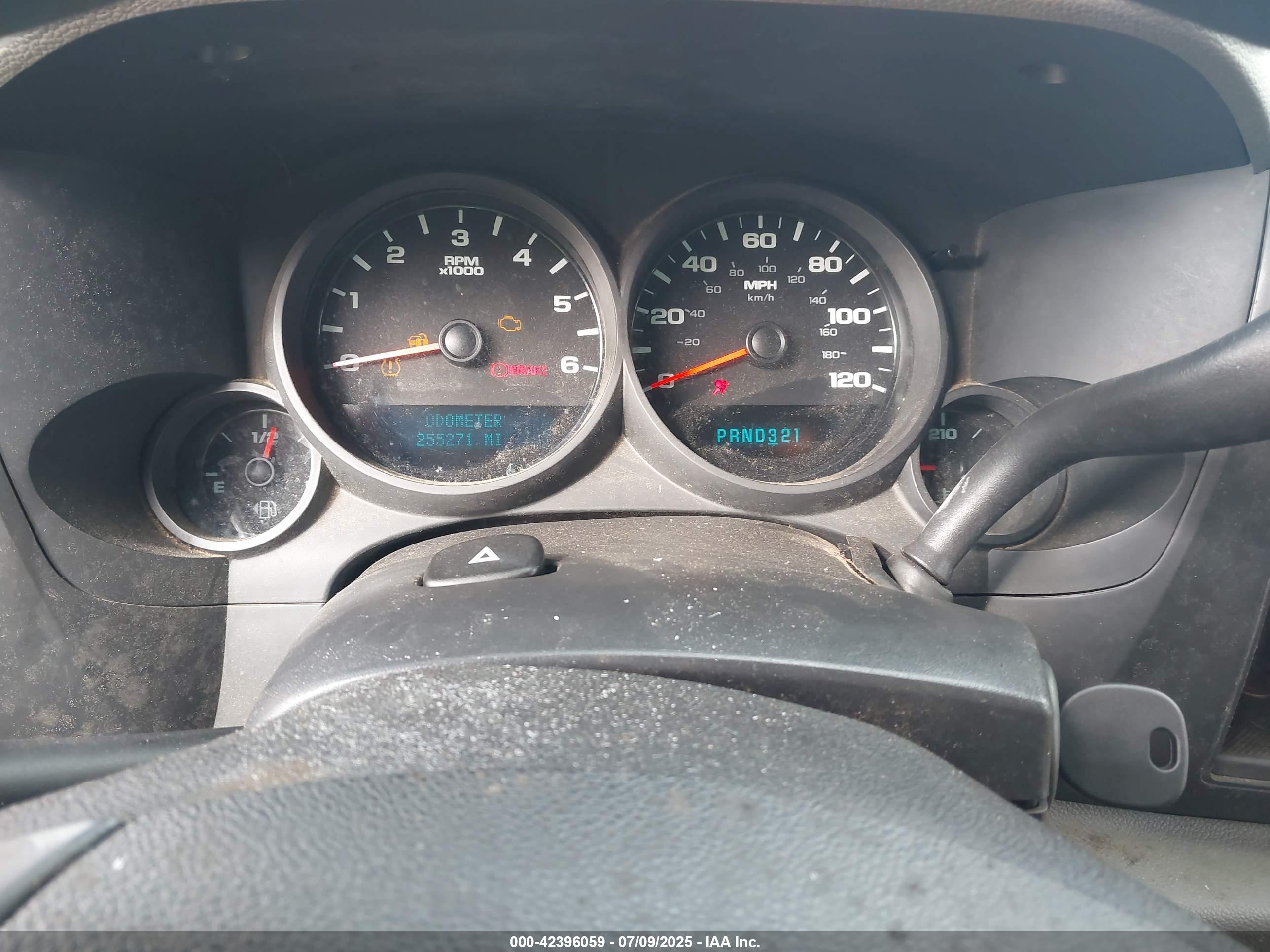 CHEVROLET SILVERADO image 7