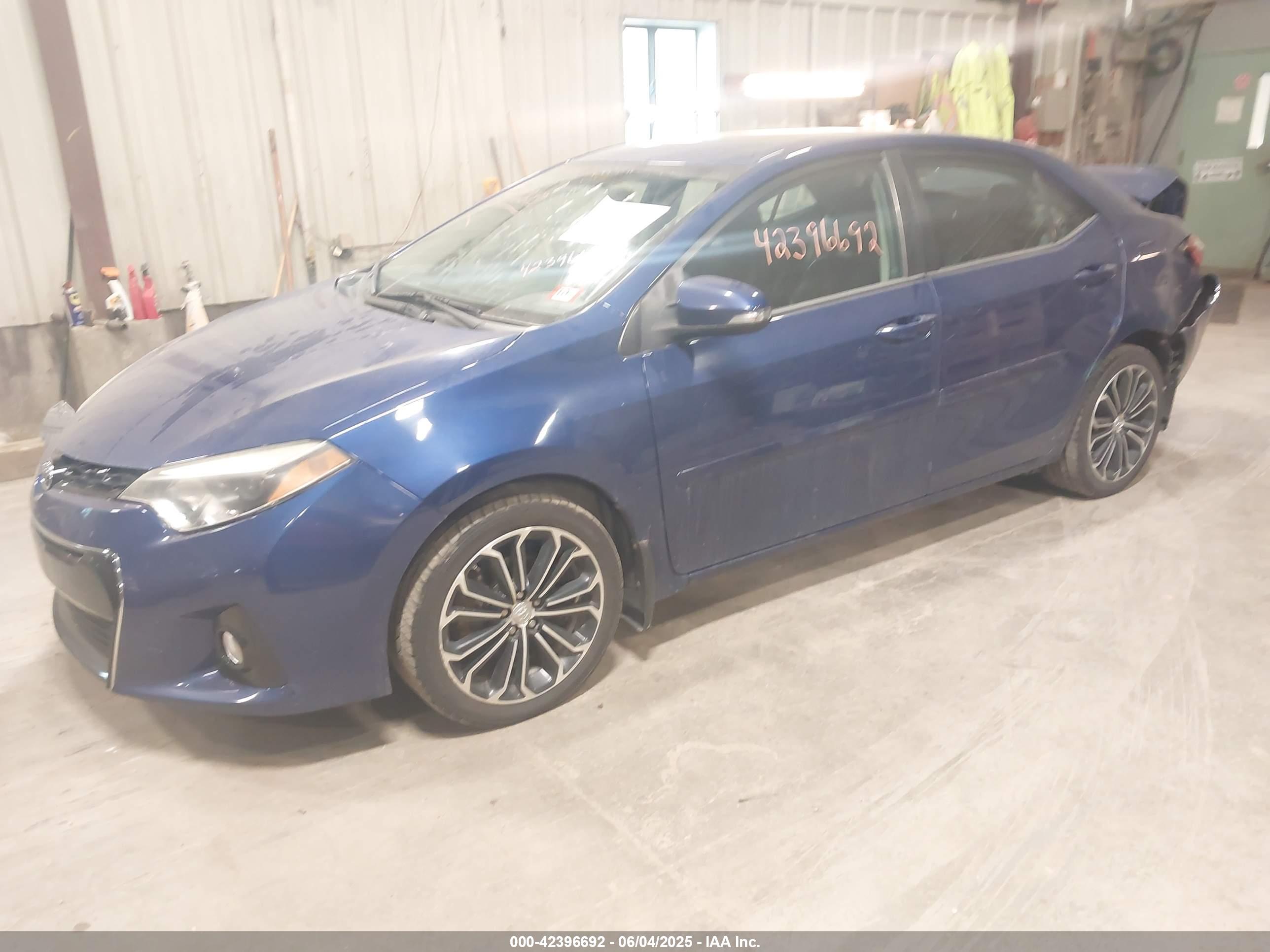 TOYOTA COROLLA image 2
