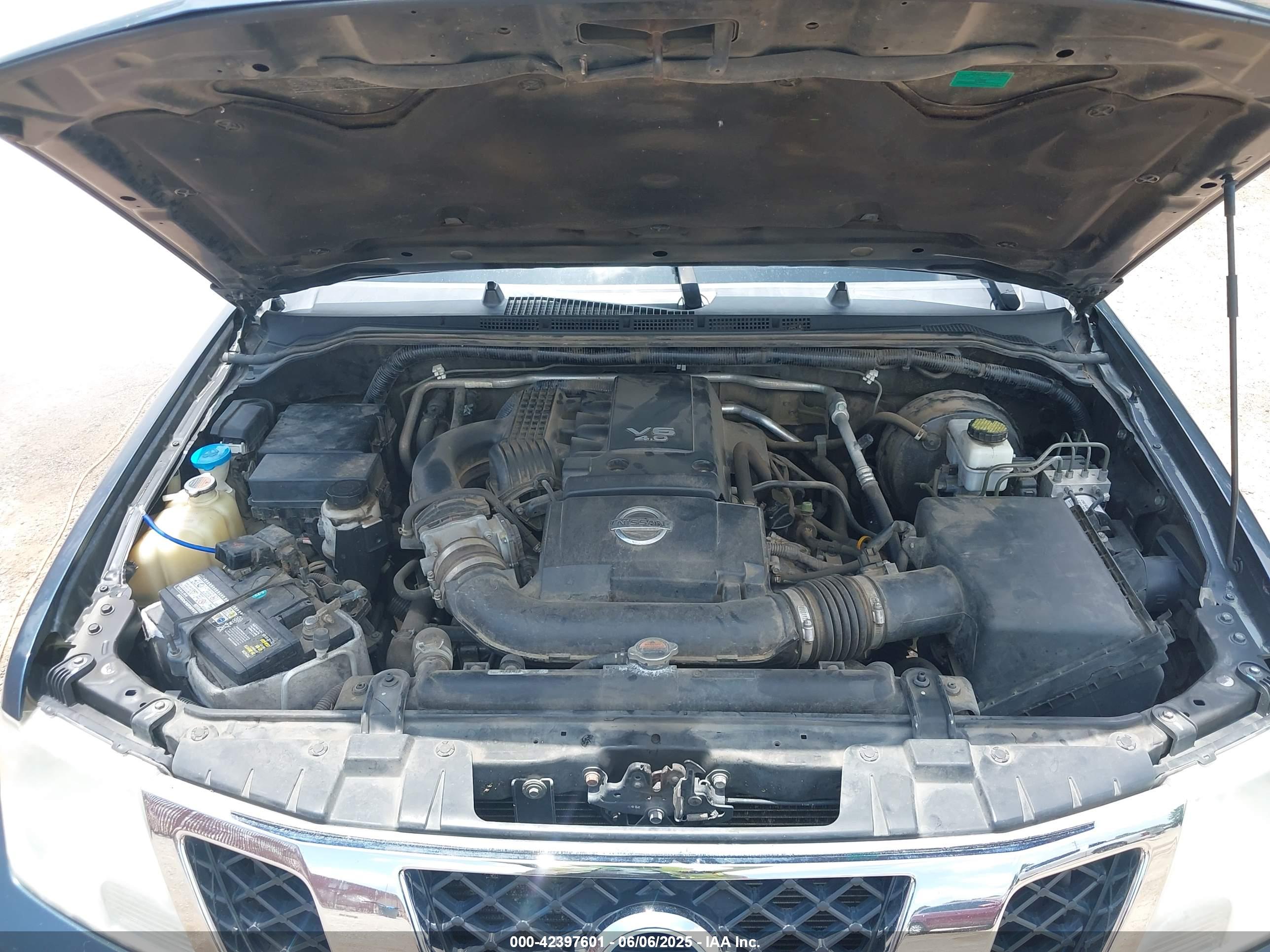 NISSAN FRONTIER image 10