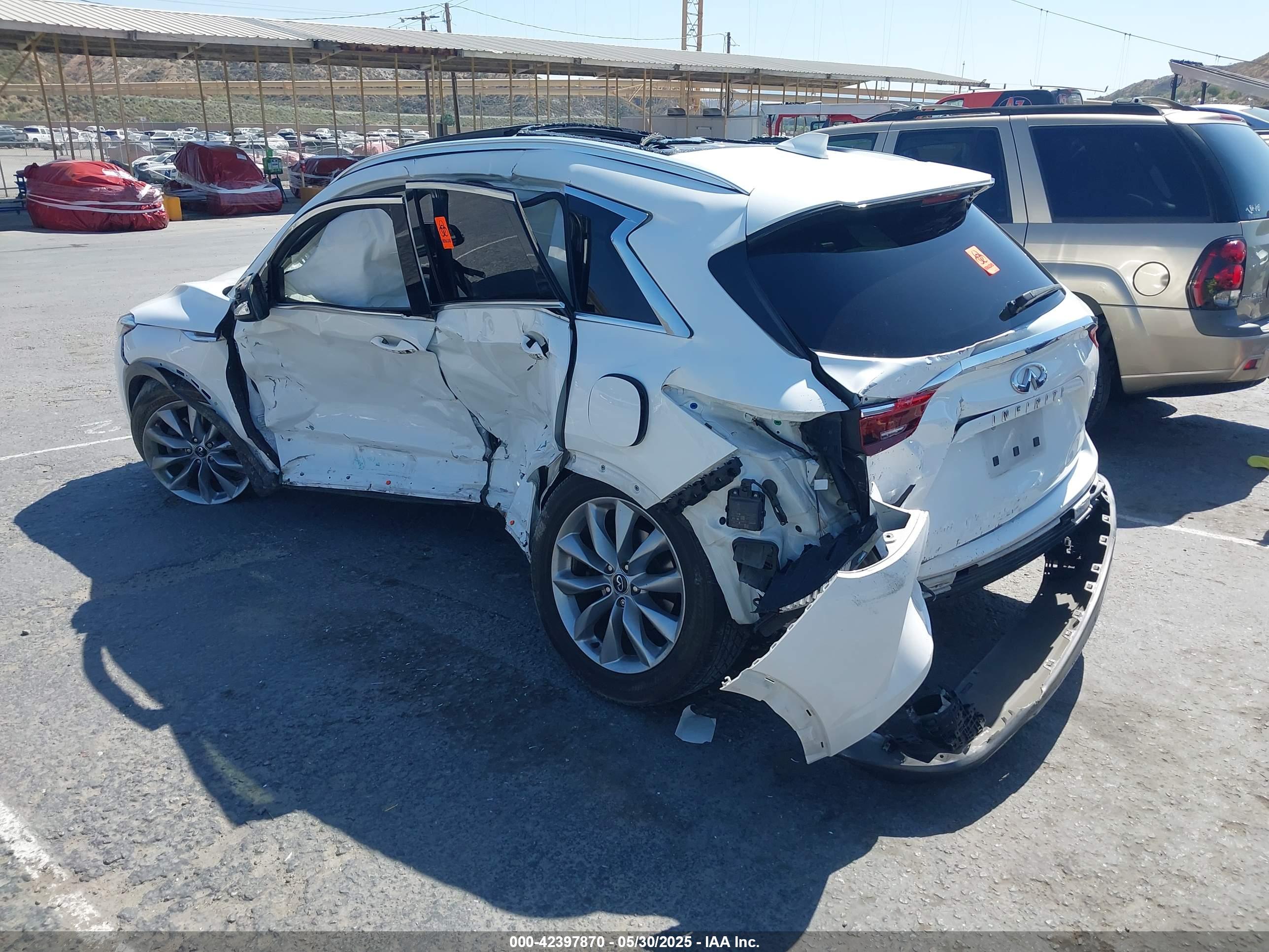 INFINITI QX50 image 3