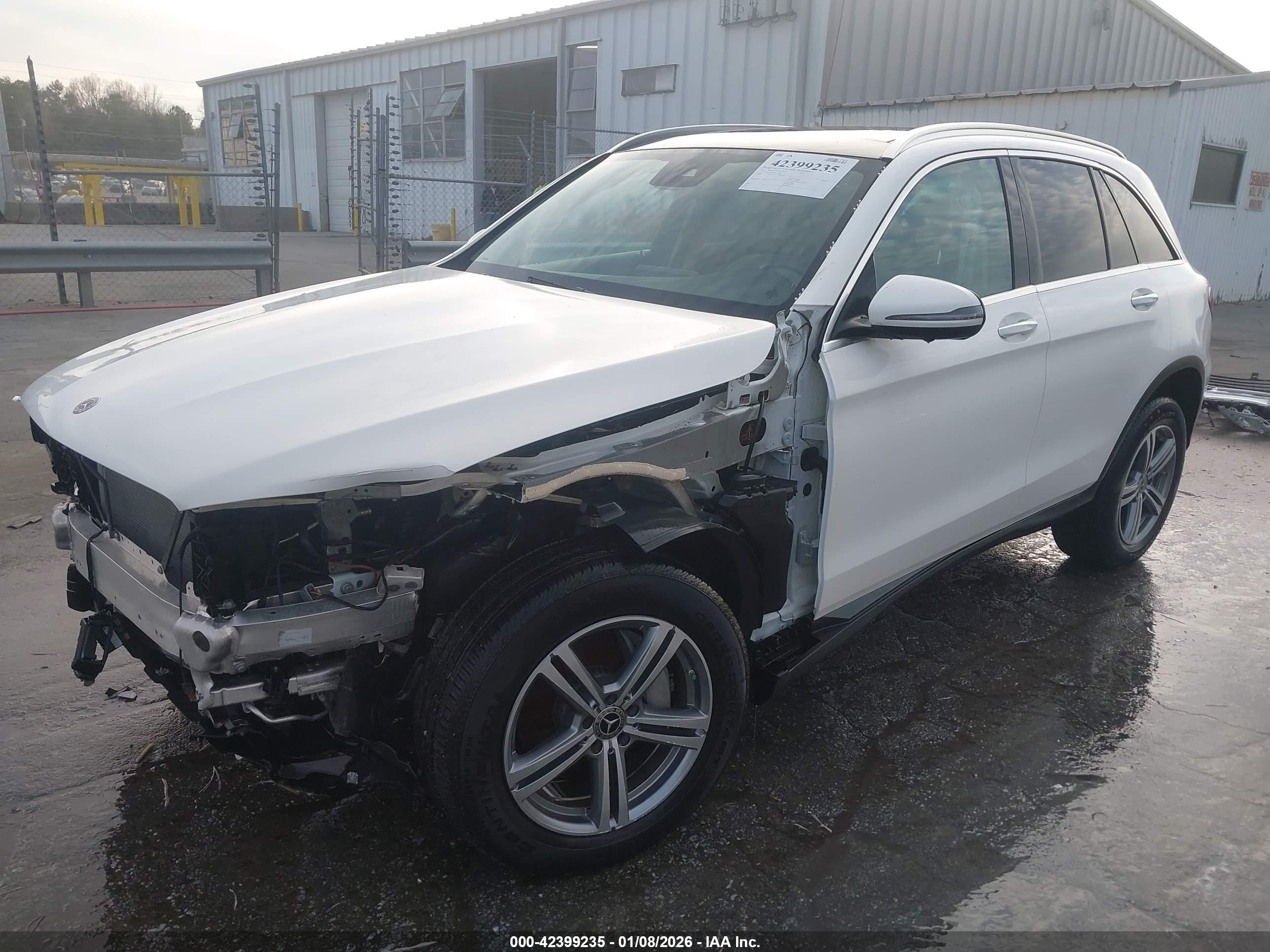 MERCEDES-BENZ GLC image 2