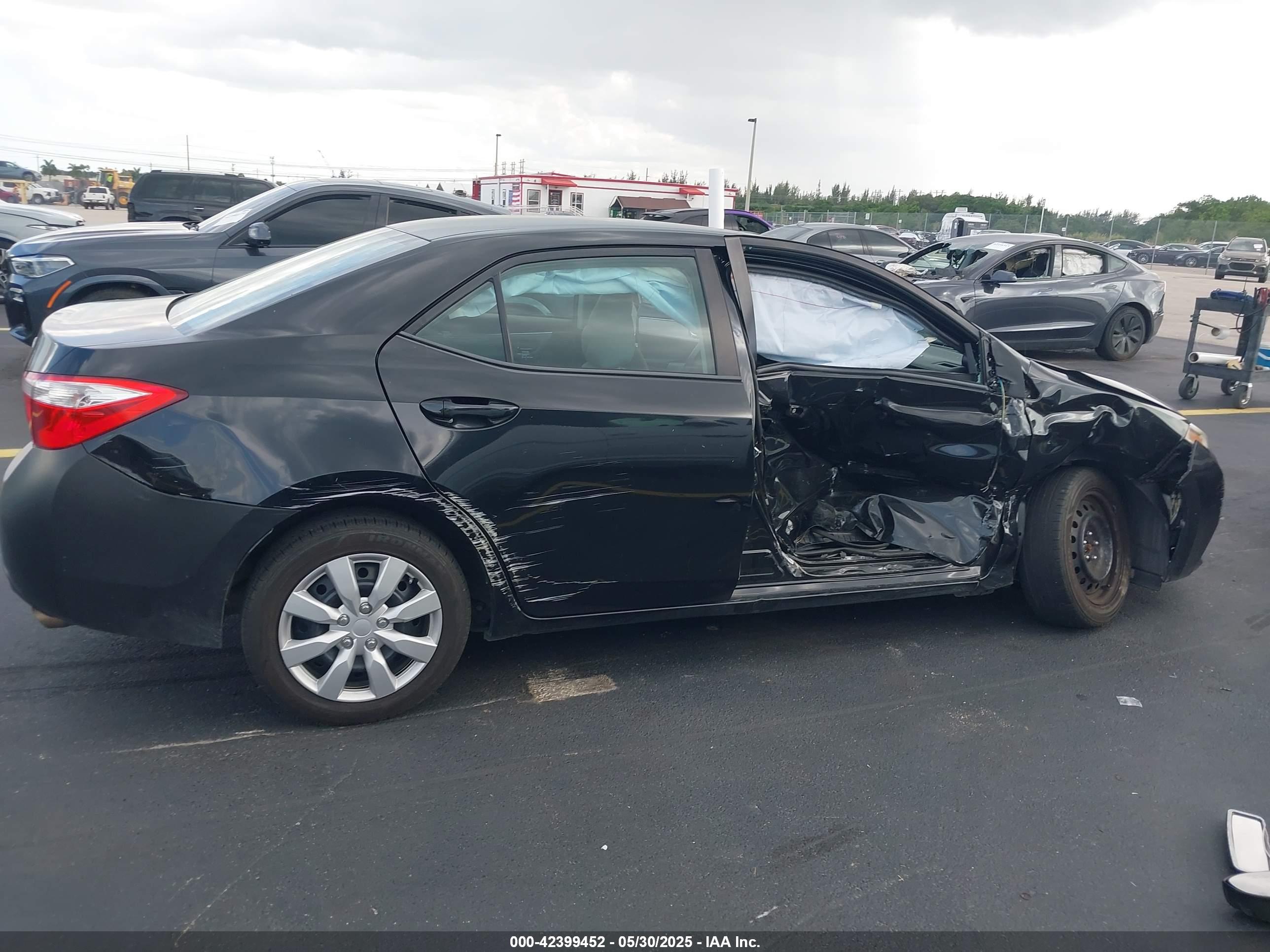 TOYOTA COROLLA image 6