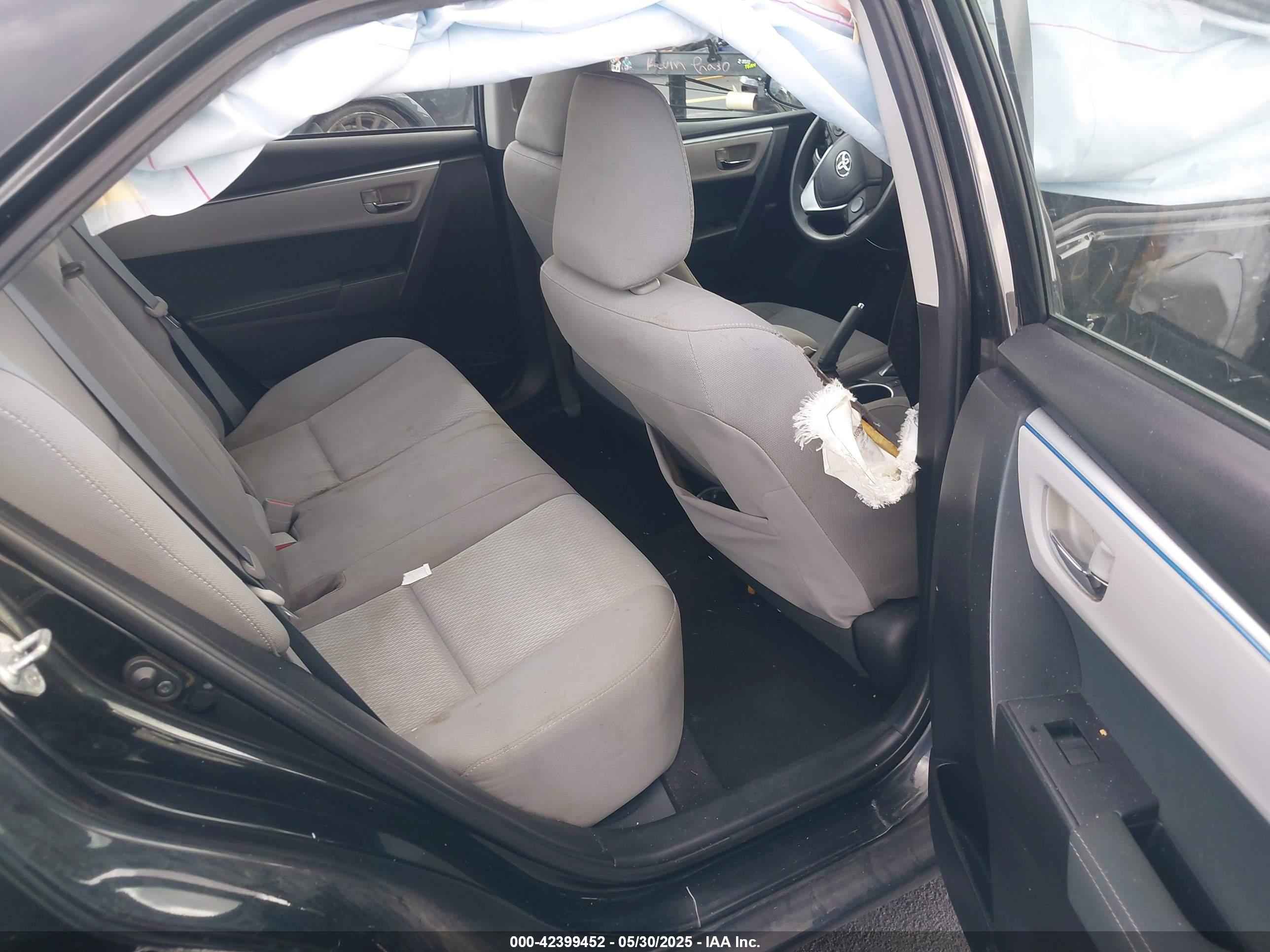 TOYOTA COROLLA image 8