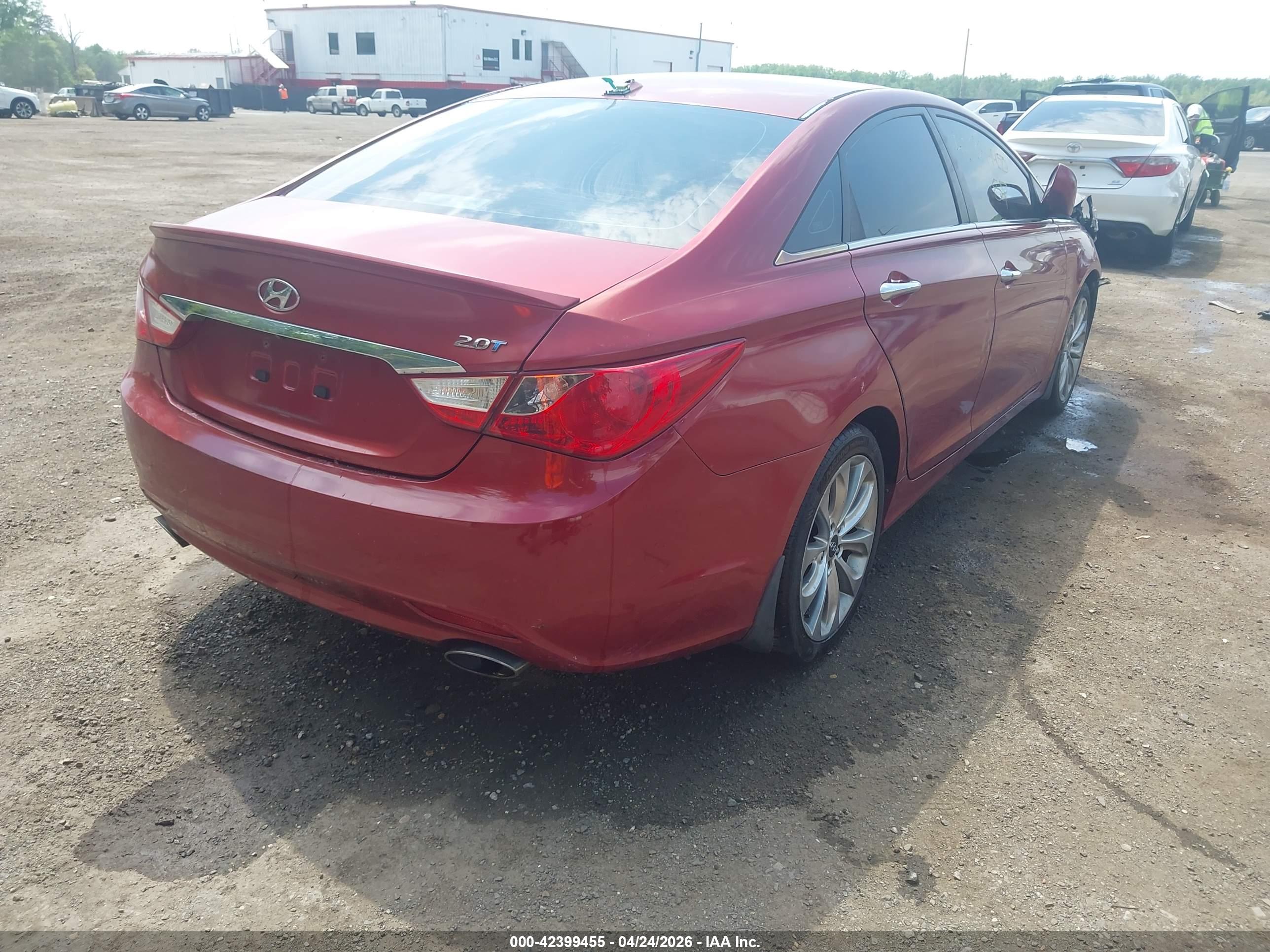 HYUNDAI SONATA image 4