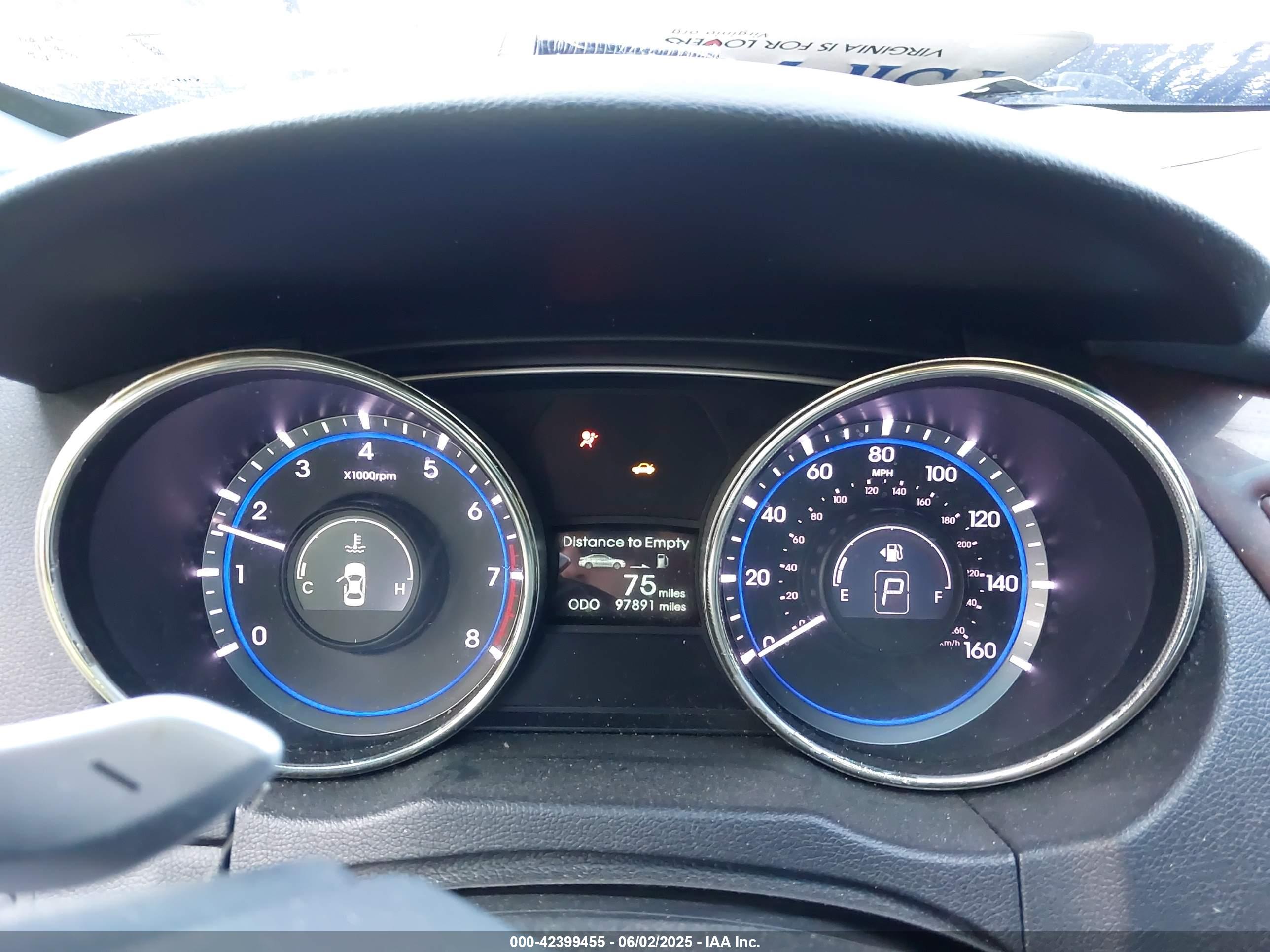 HYUNDAI SONATA image 7