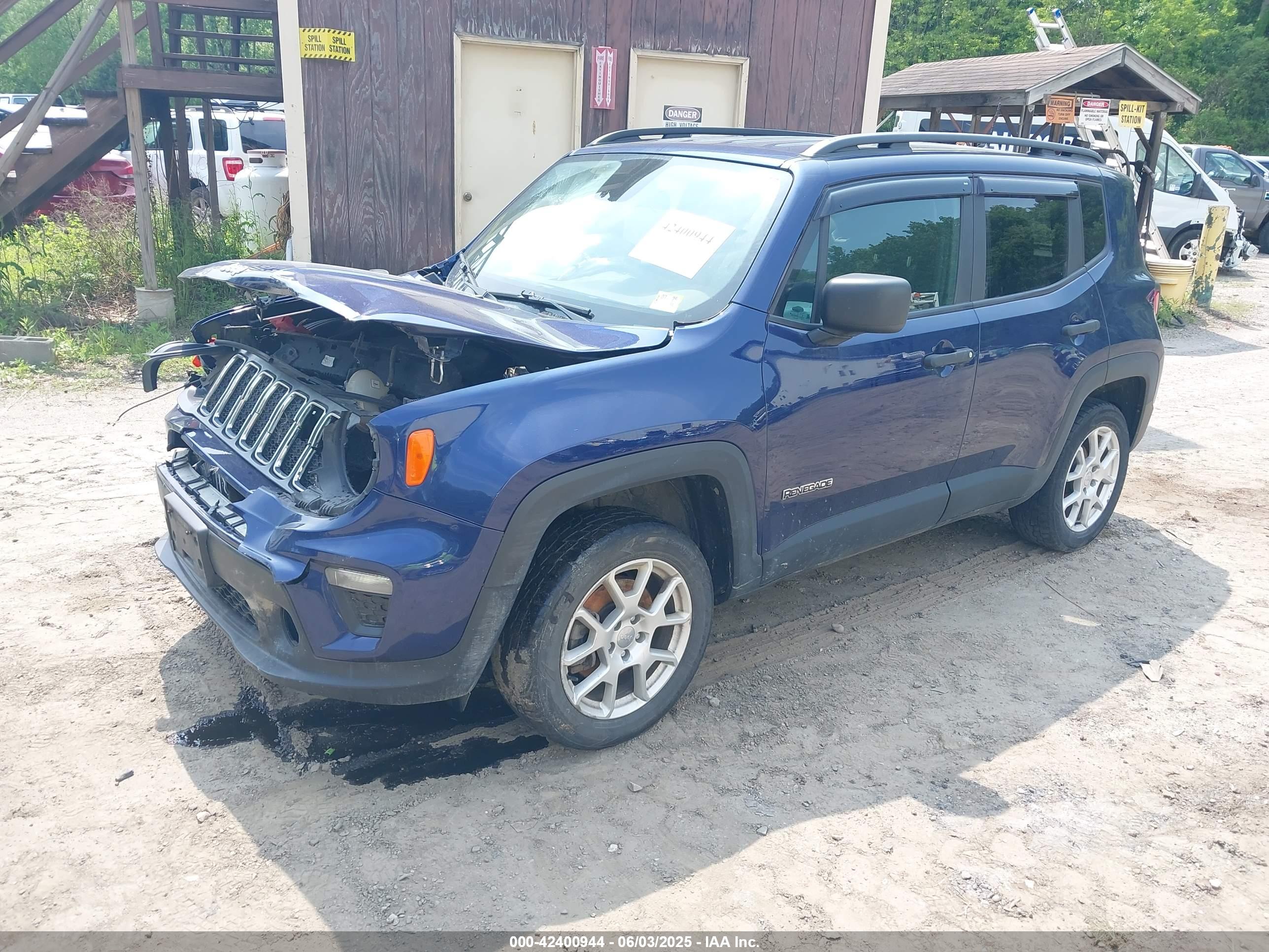 JEEP RENEGADE image 2