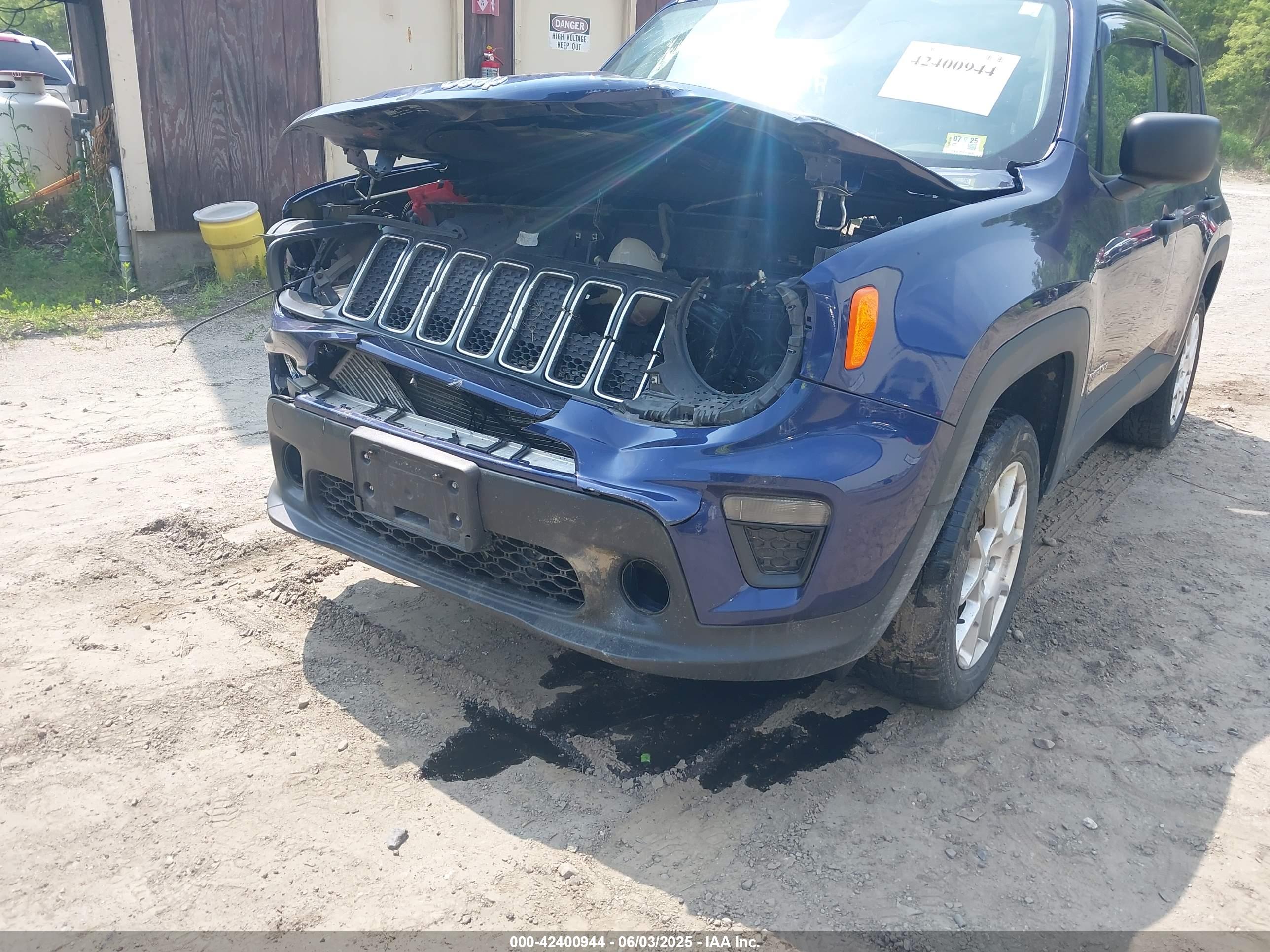 JEEP RENEGADE image 6