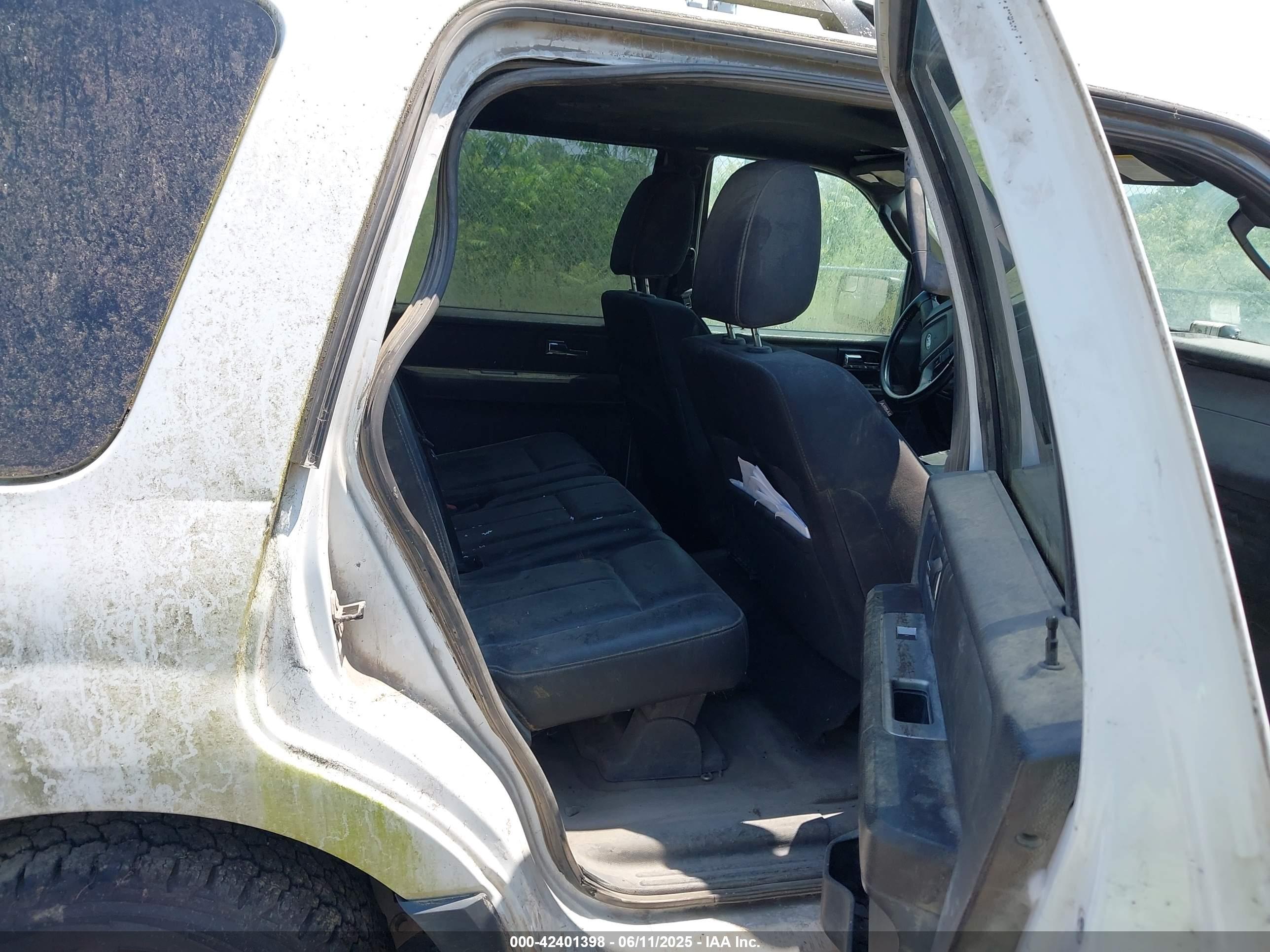 FORD EXPEDITION image 8