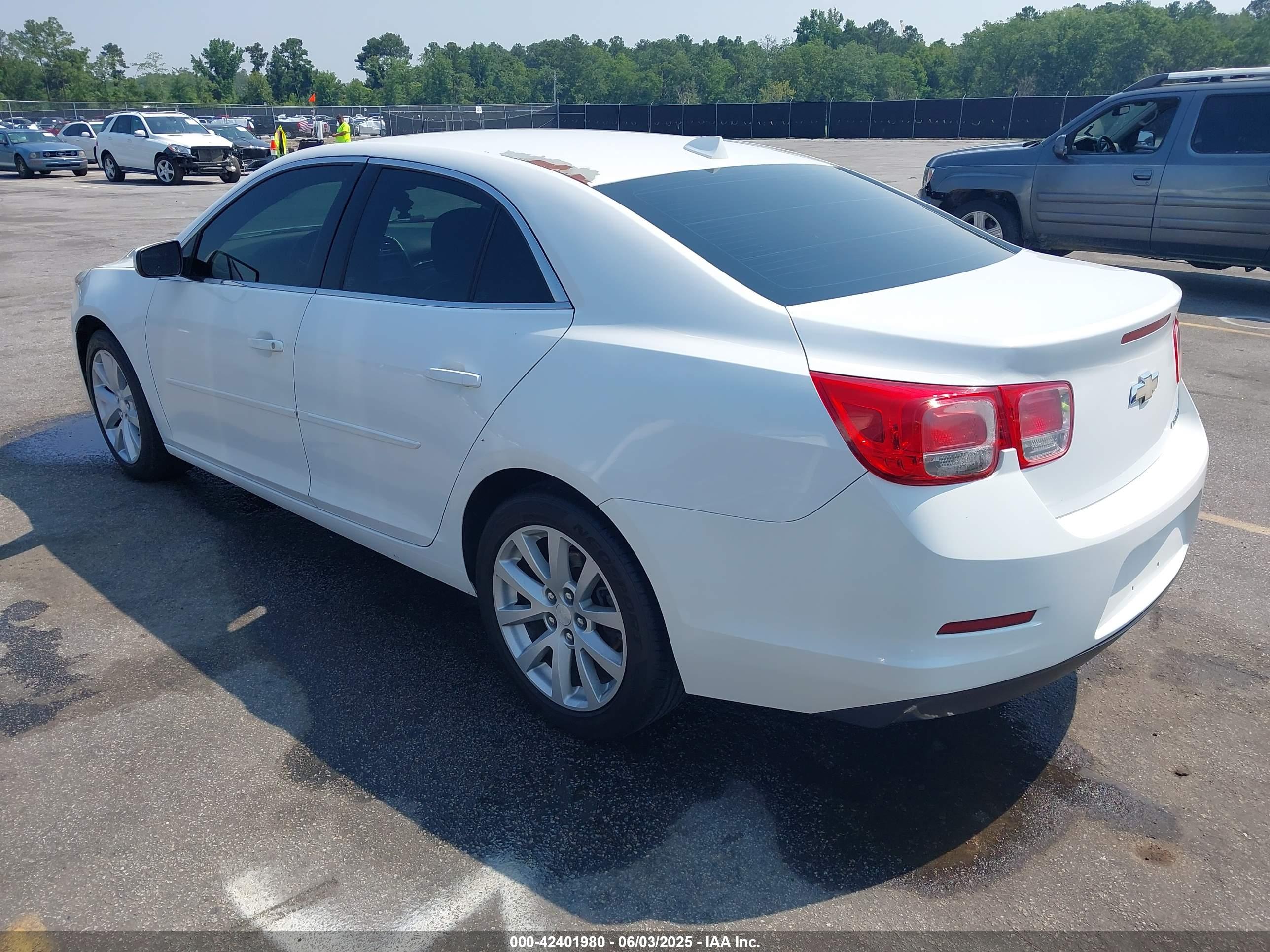 CHEVROLET MALIBU image 3