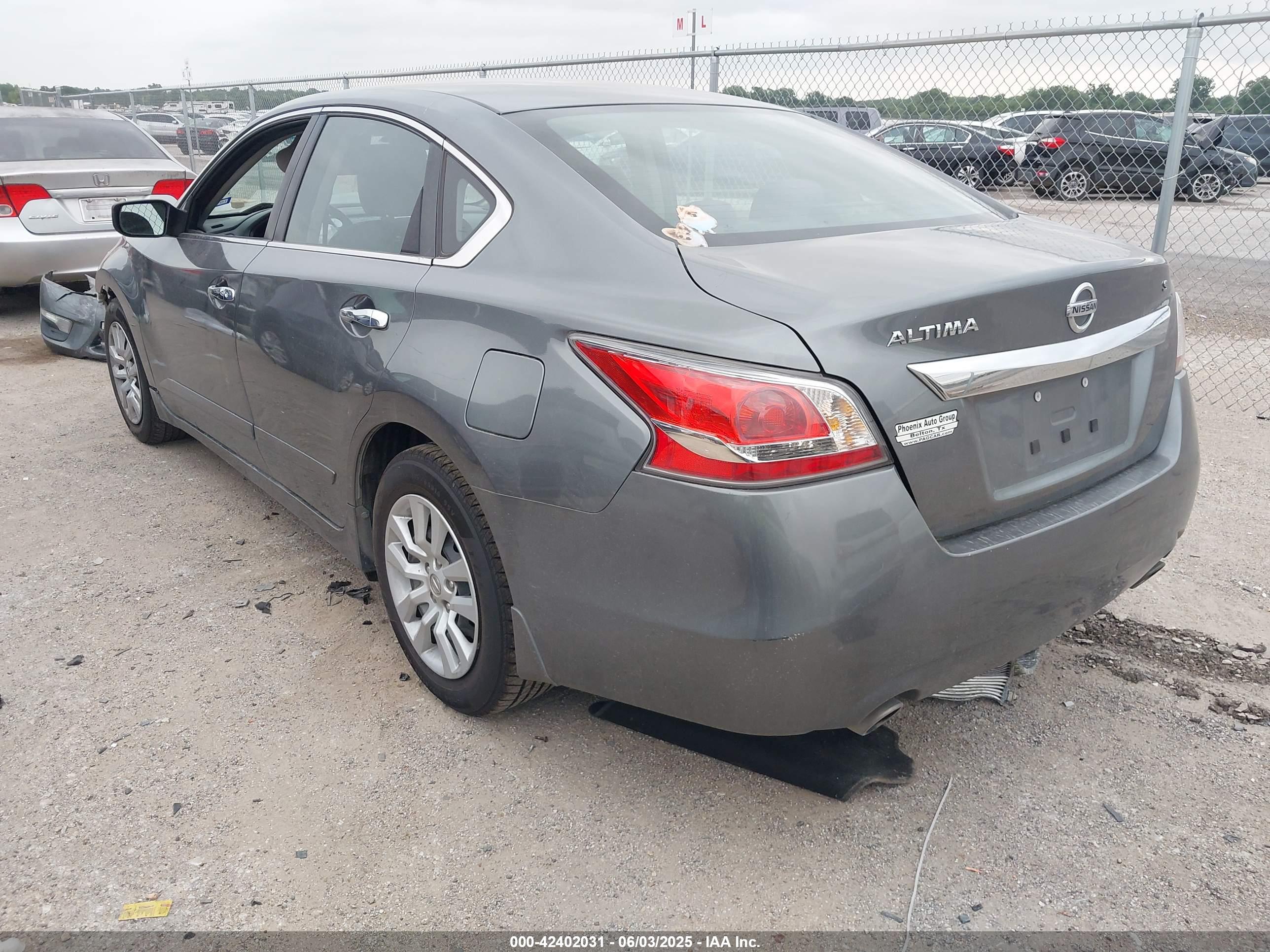 NISSAN ALTIMA image 3
