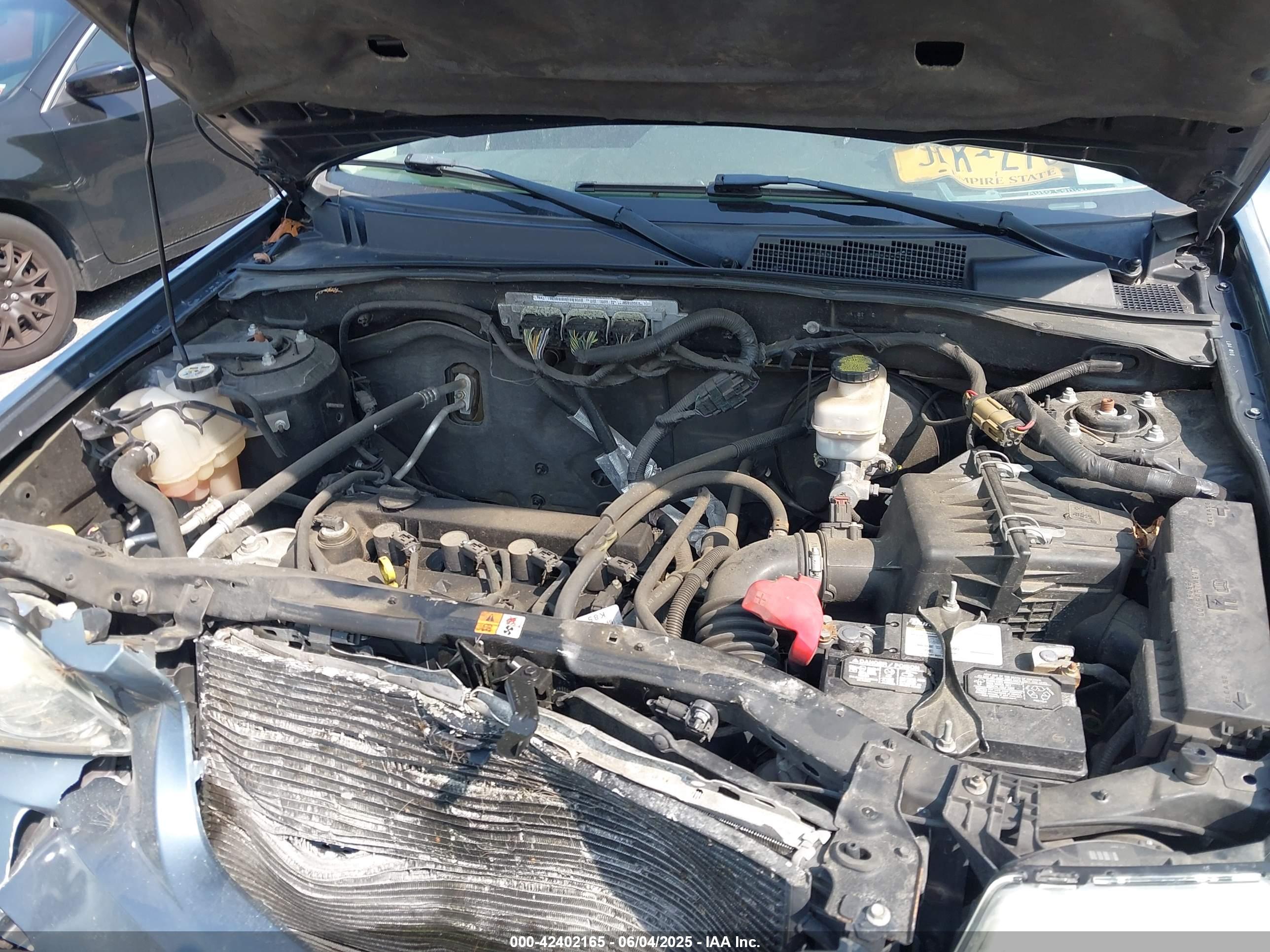 MAZDA TRIBUTE image 10