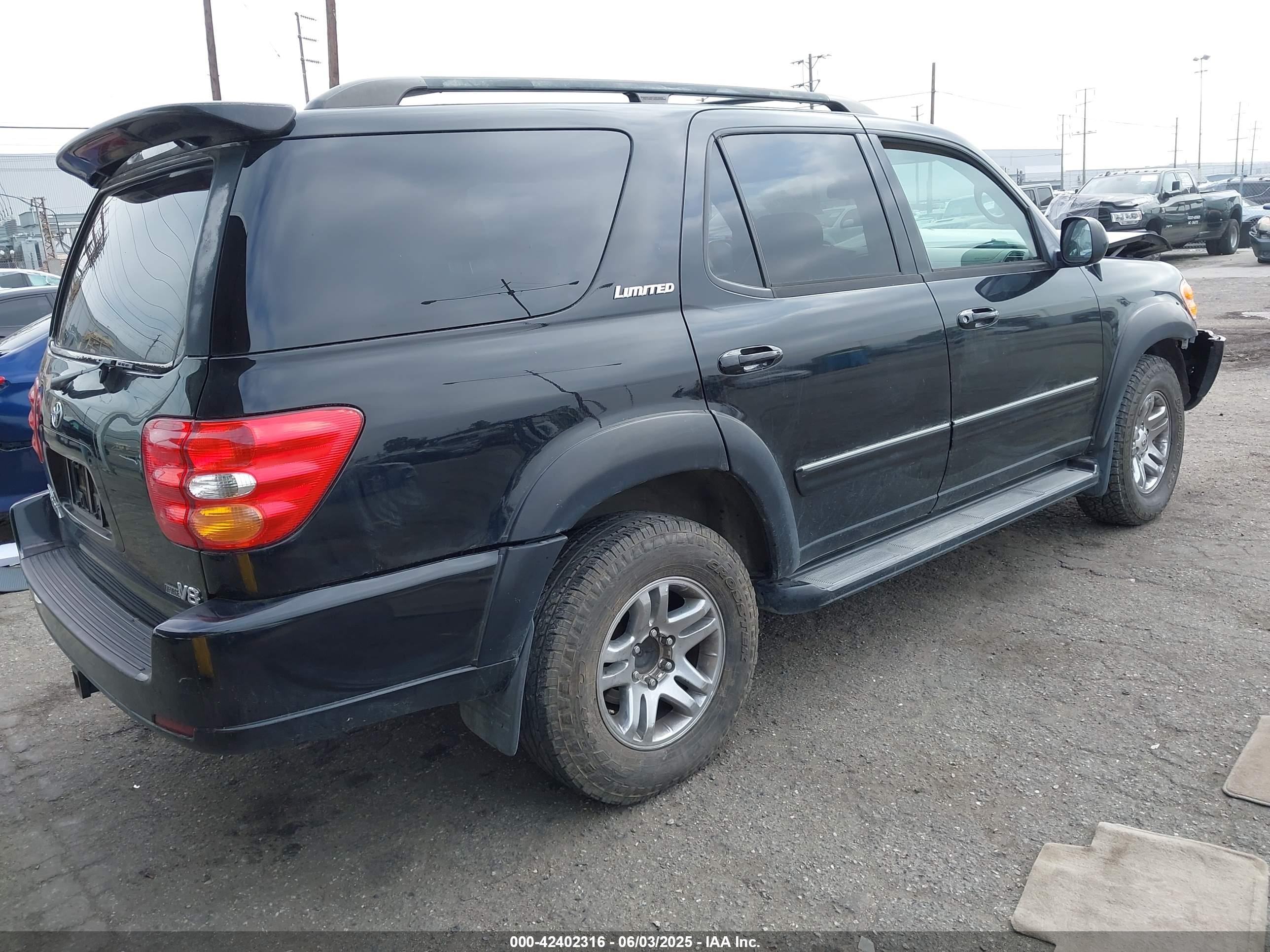 TOYOTA SEQUOIA image 4