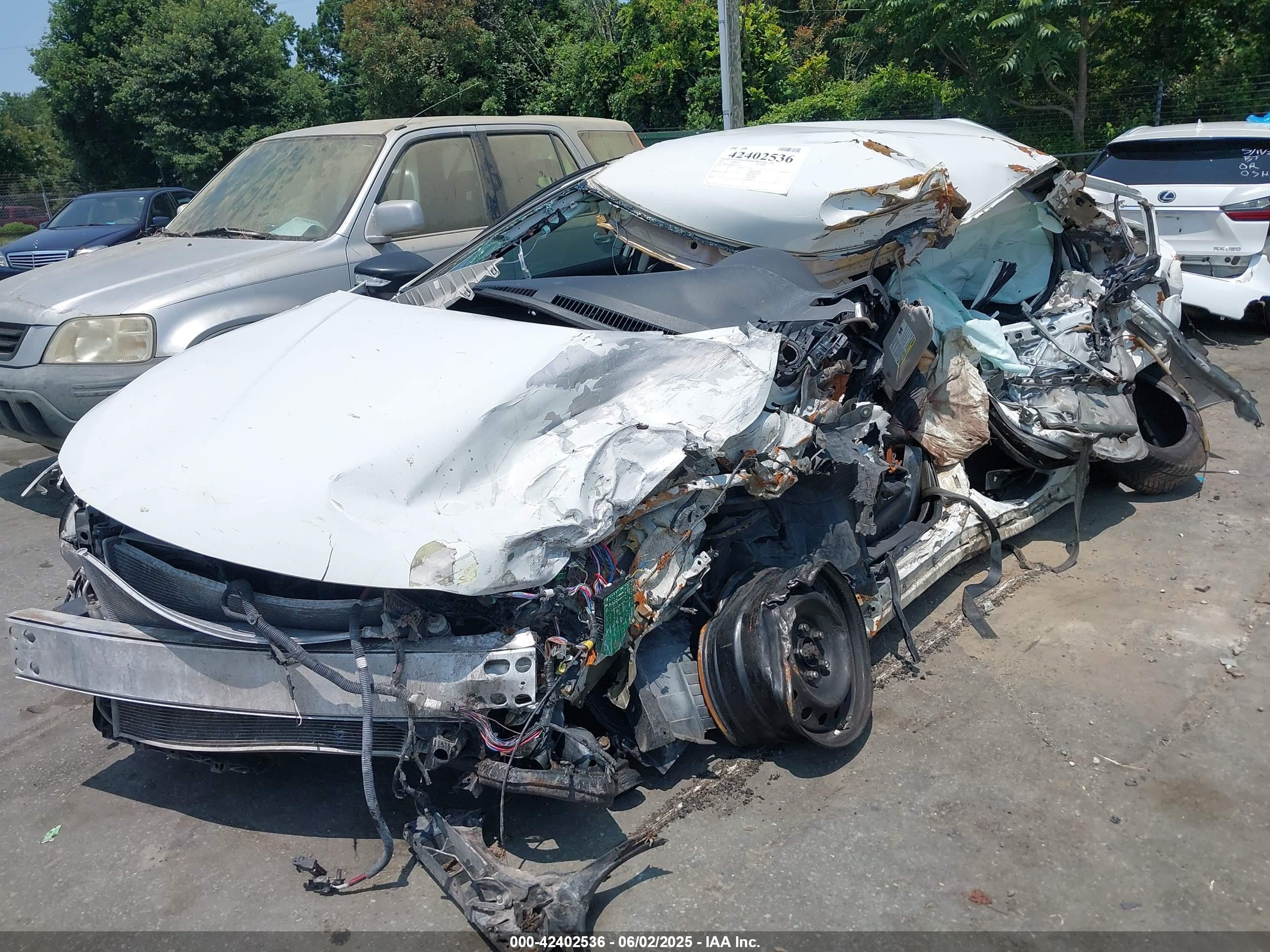 NISSAN ALTIMA image 2