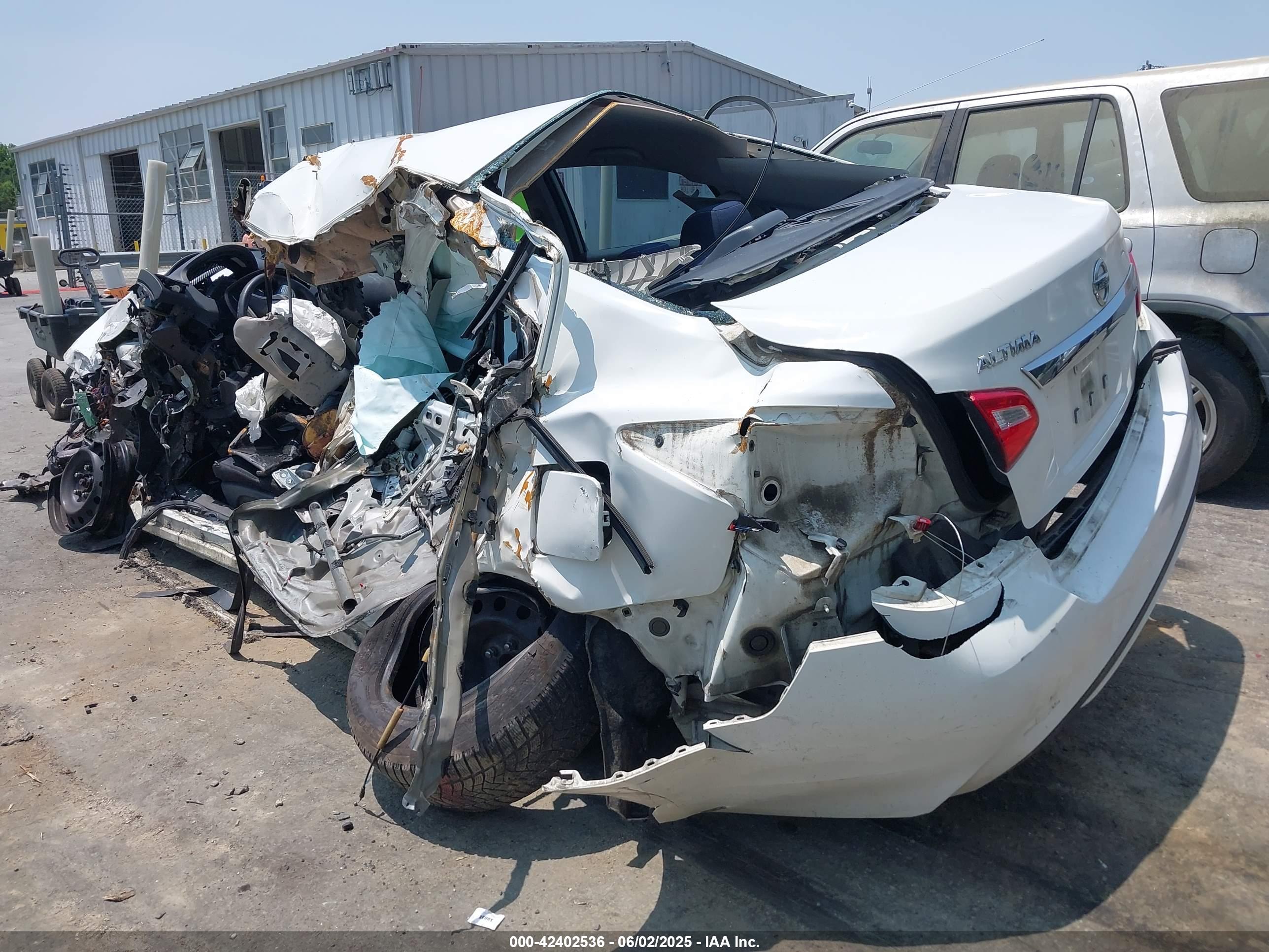 NISSAN ALTIMA image 3