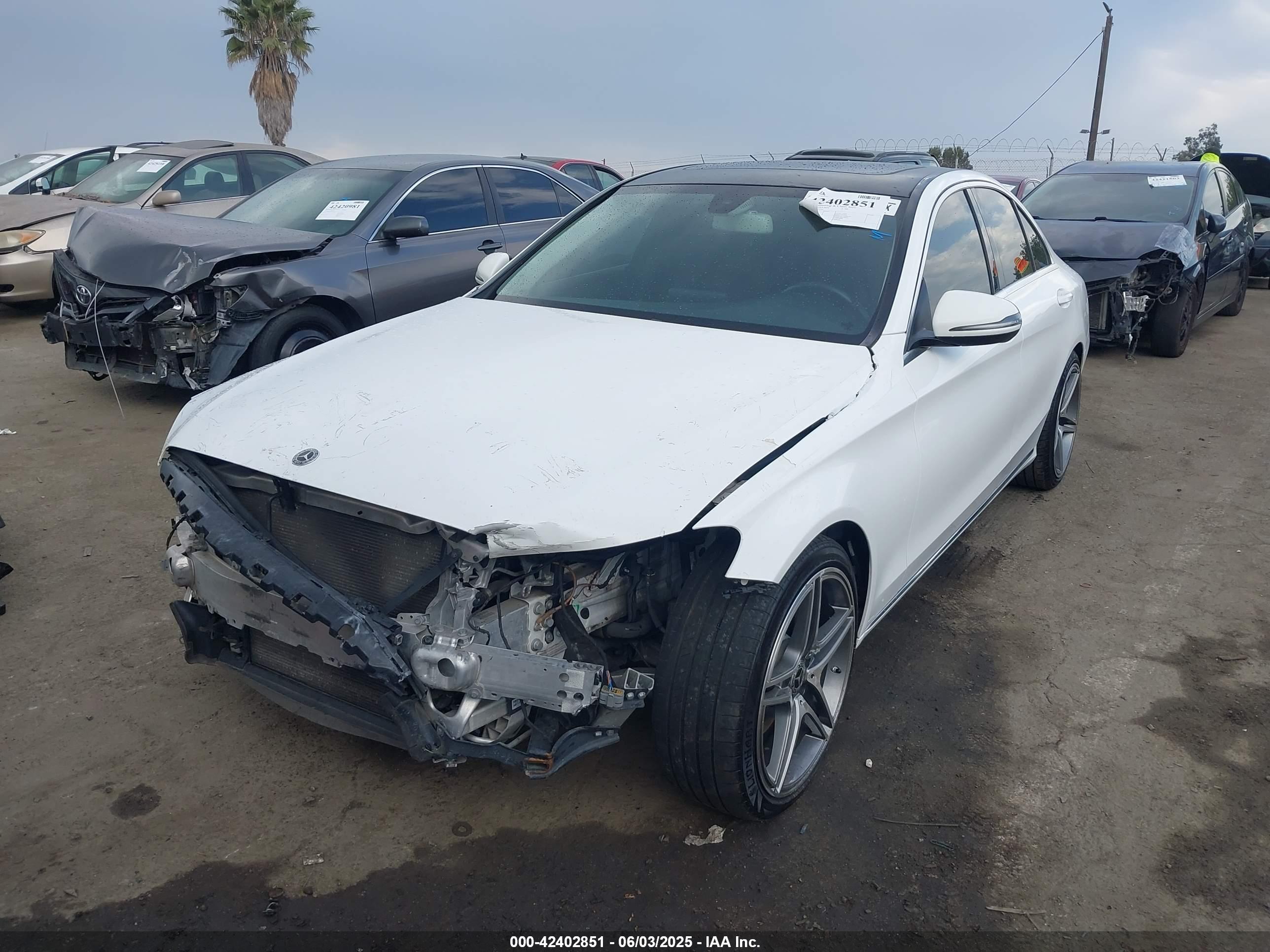 MERCEDES-BENZ C image 2
