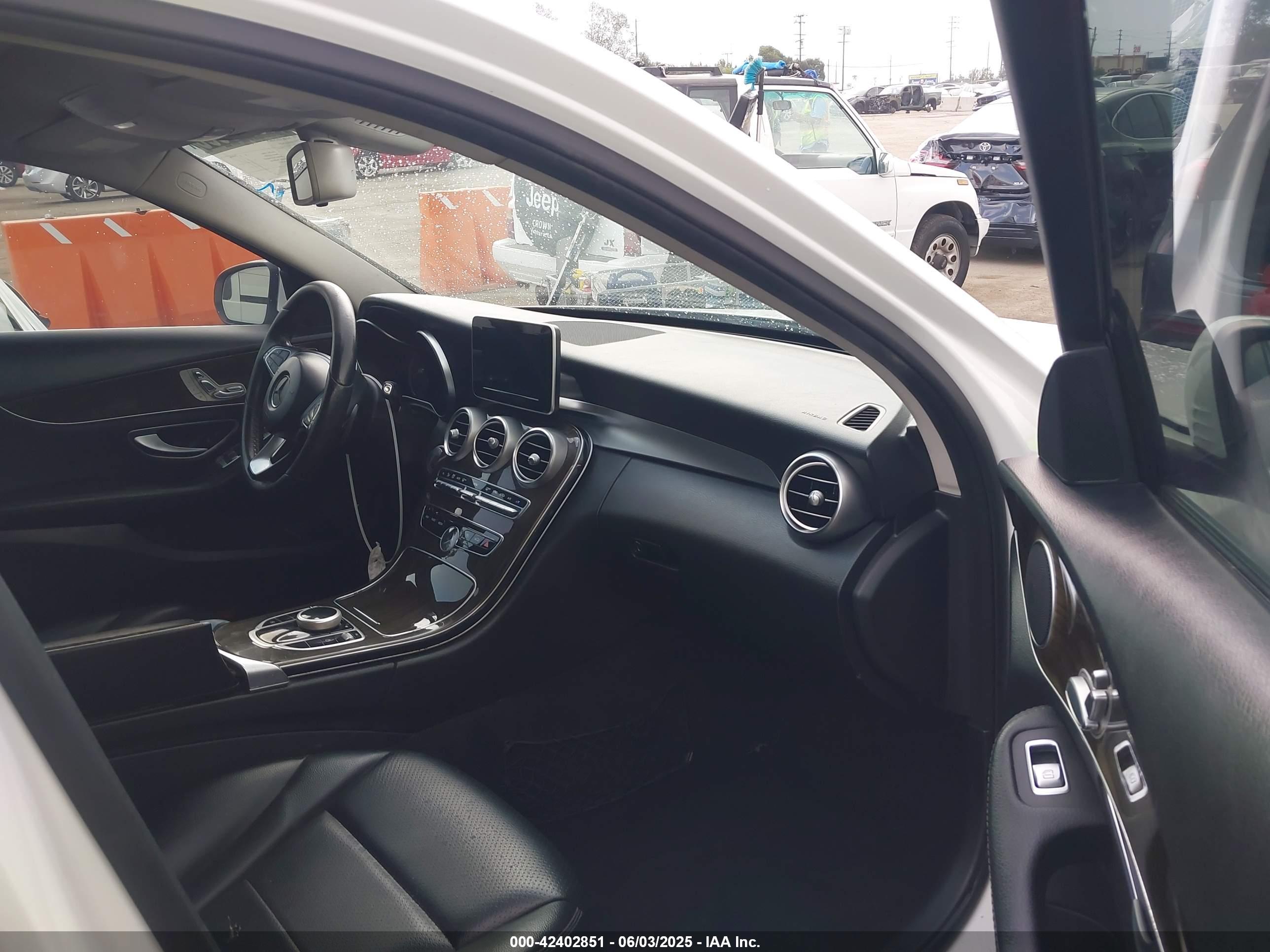 MERCEDES-BENZ C image 5