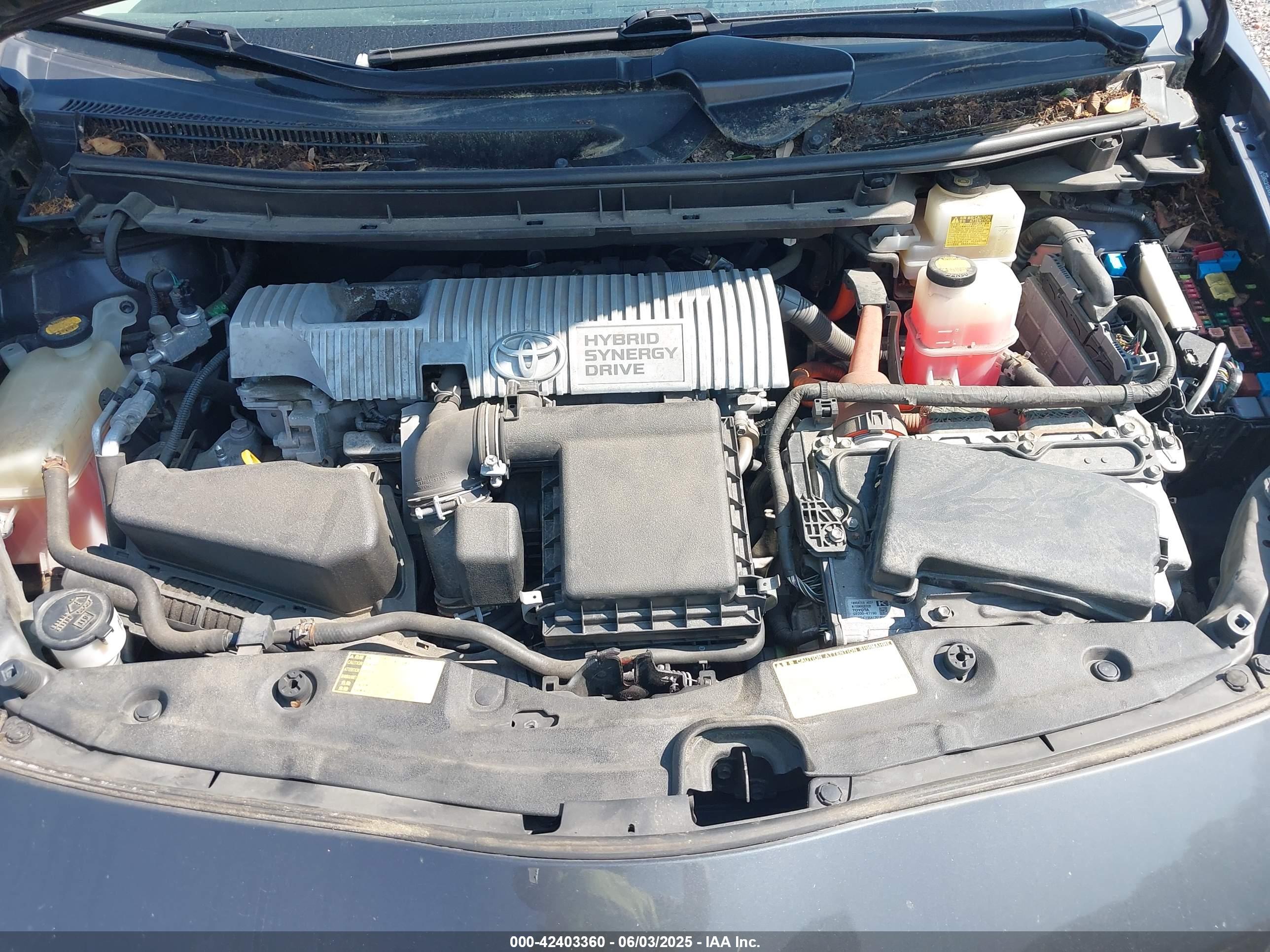 TOYOTA PRIUS image 10