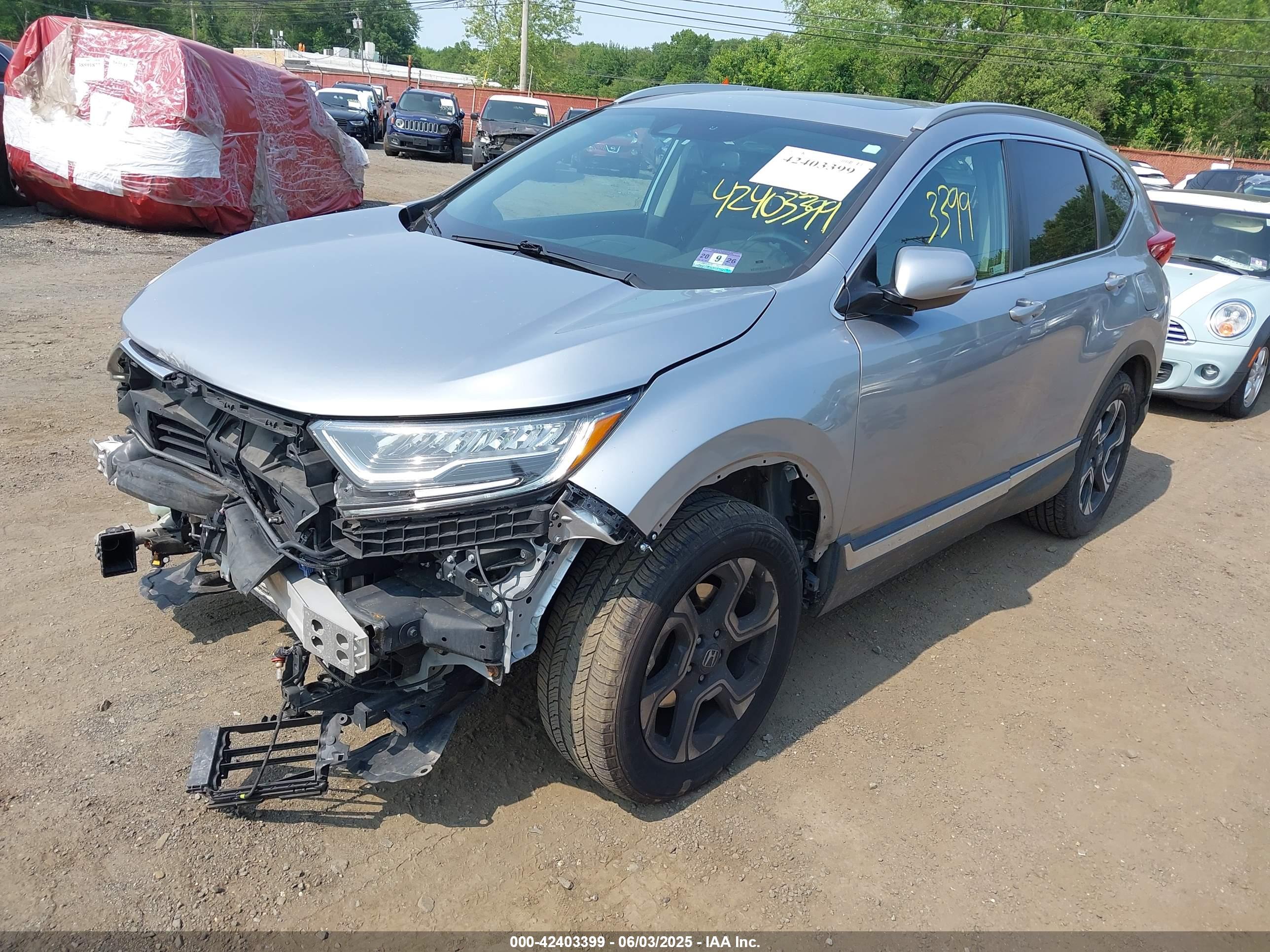 HONDA CR-V image 2