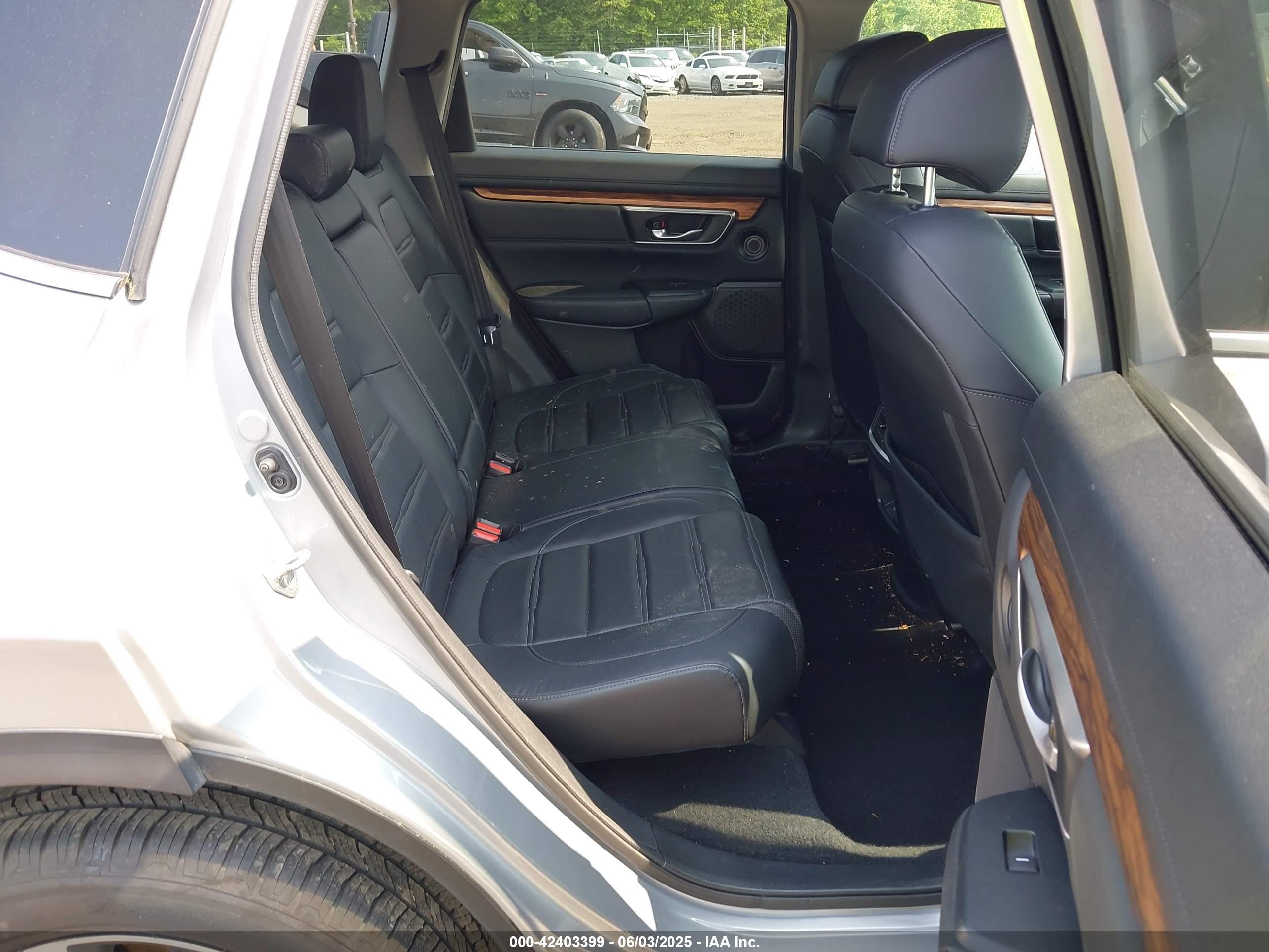 HONDA CR-V image 8