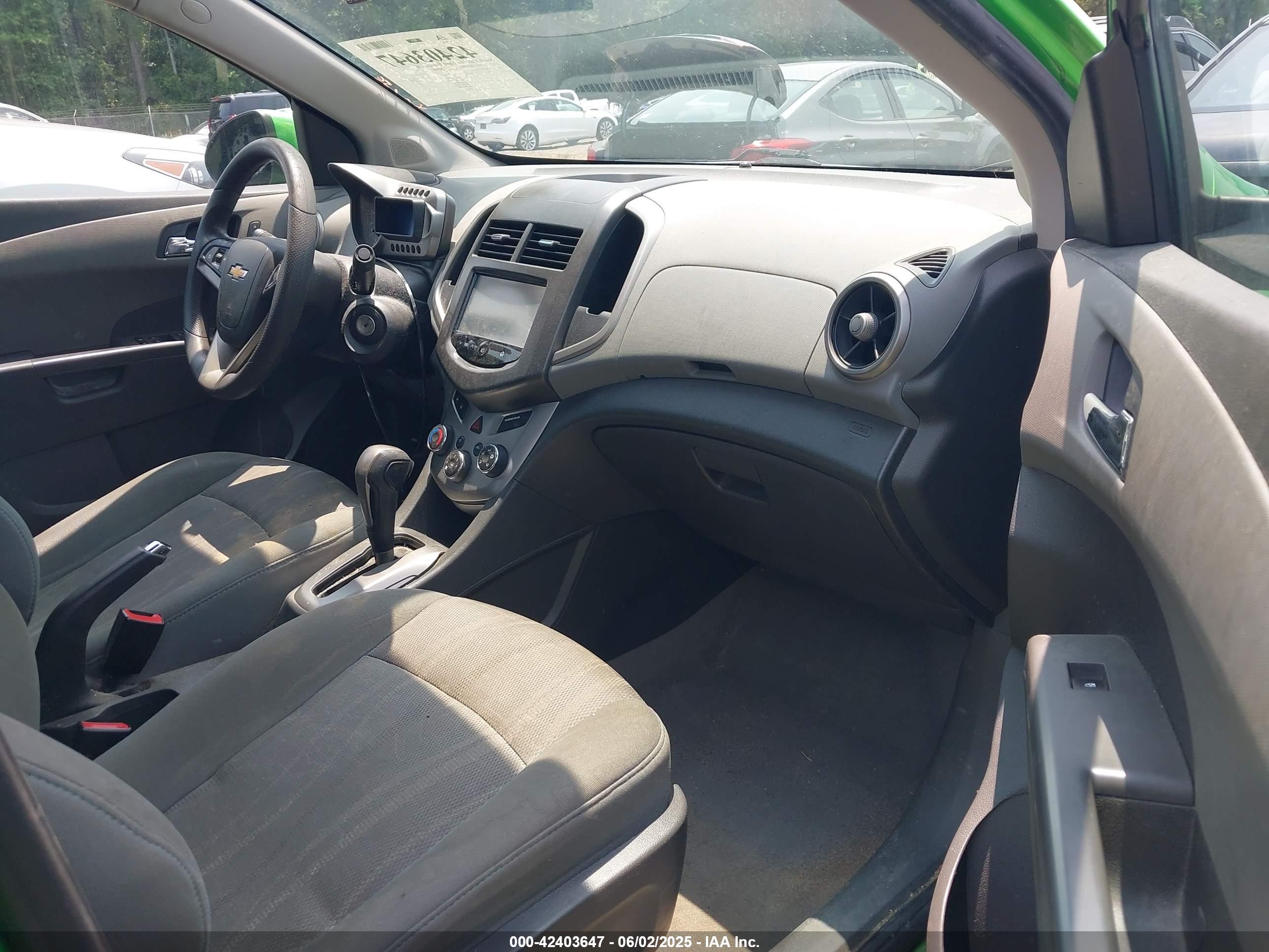 CHEVROLET SONIC image 5