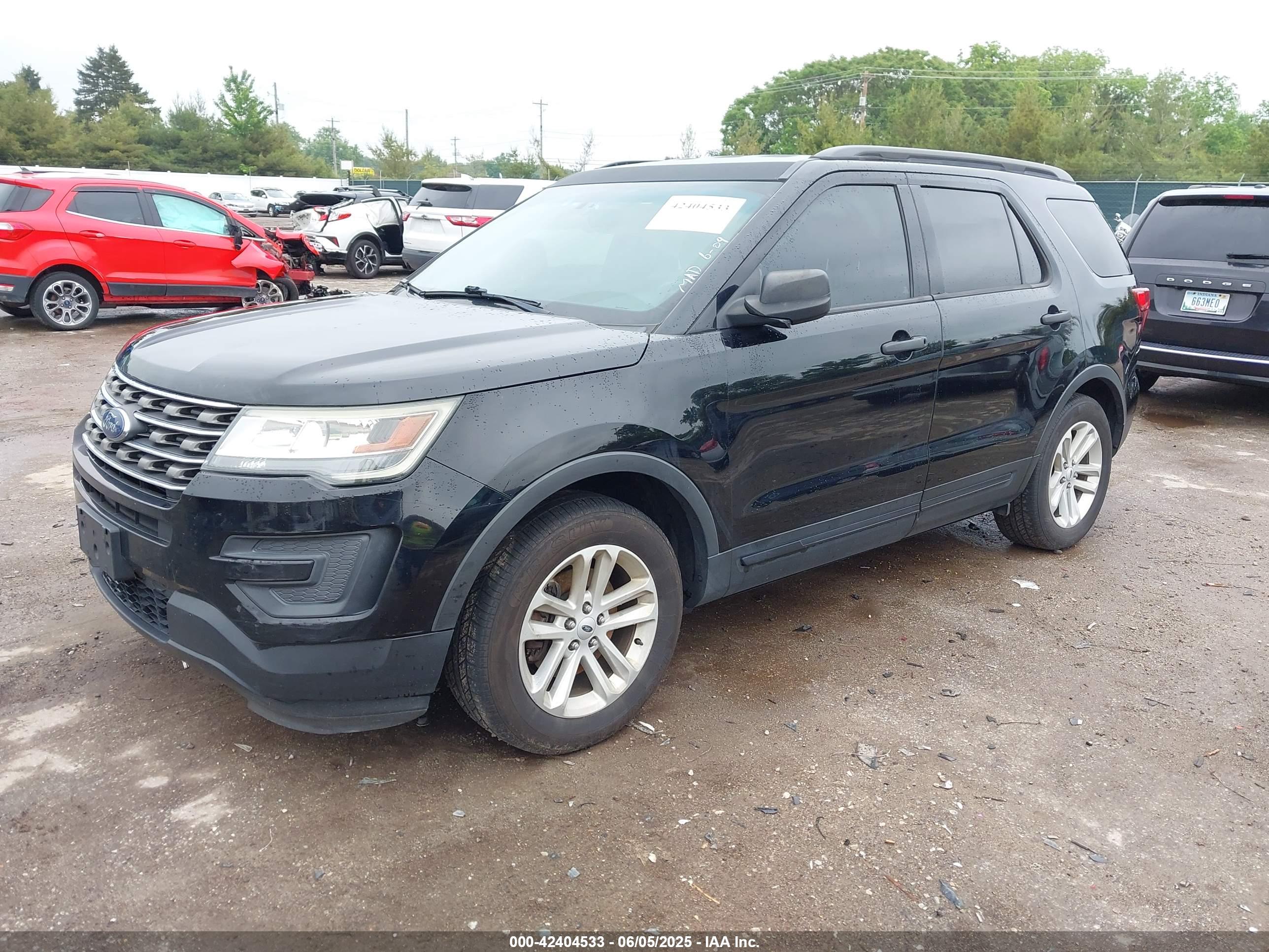 FORD EXPLORER image 2