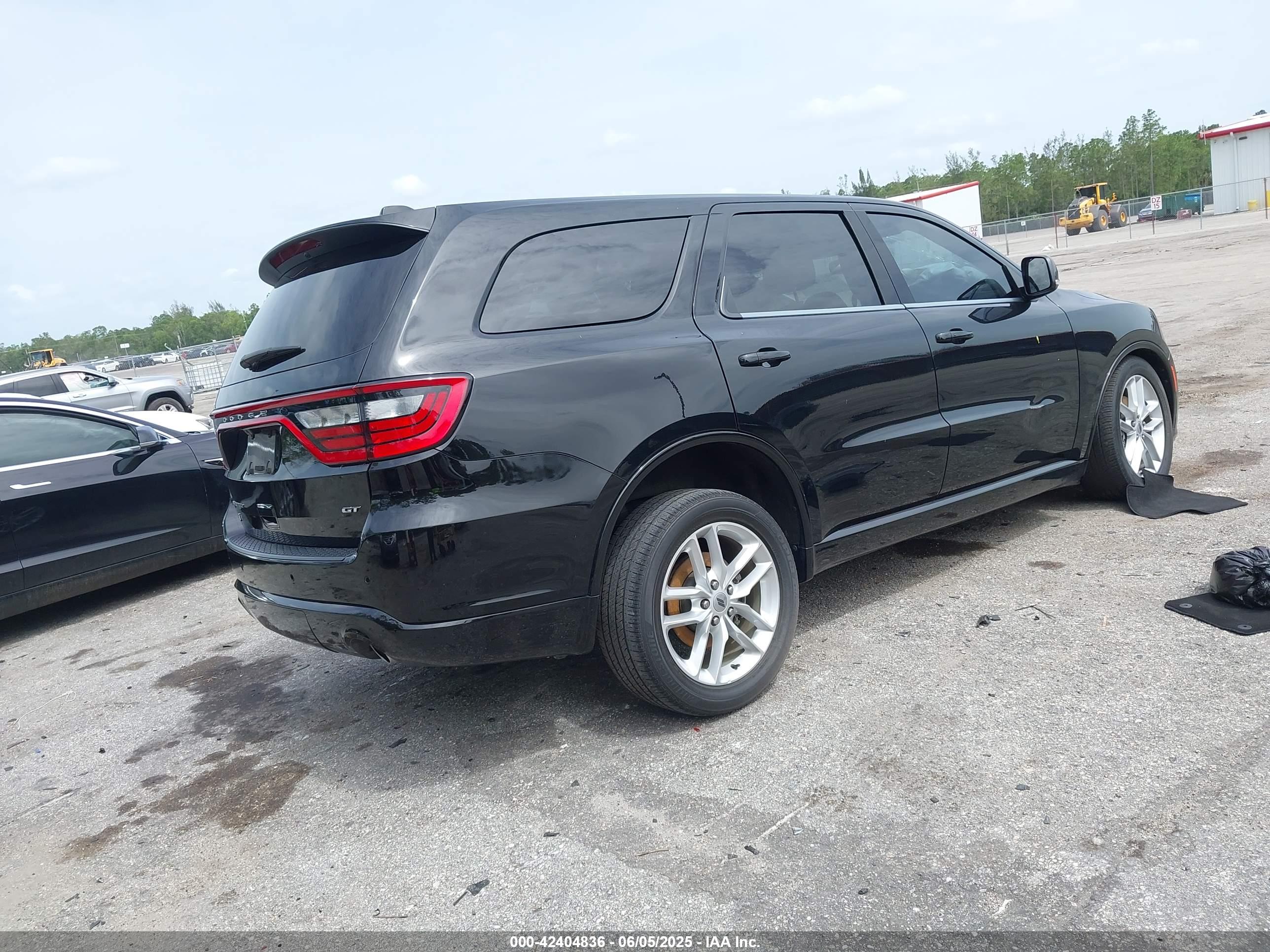 DODGE DURANGO image 4