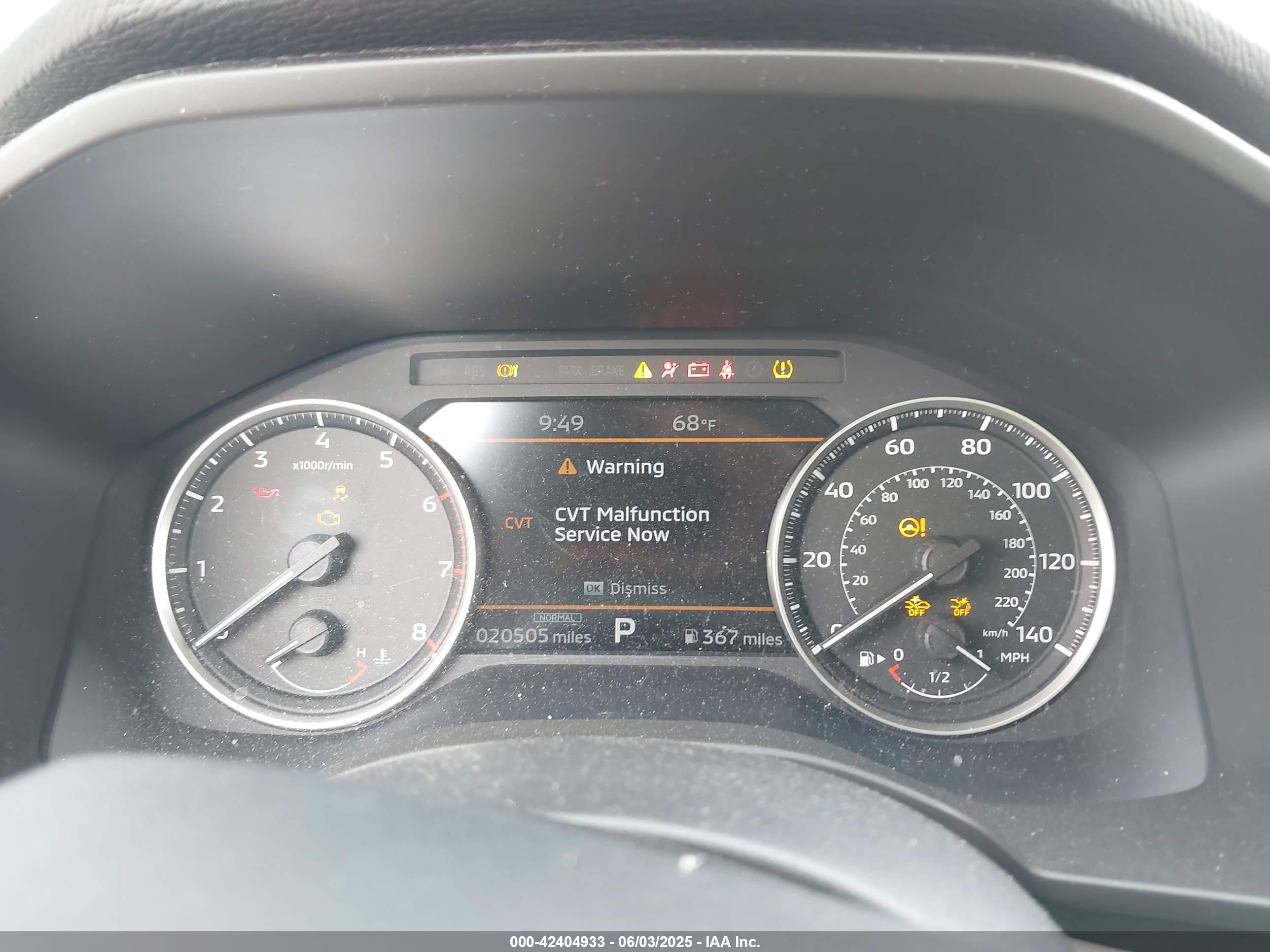MITSUBISHI OUTLANDER image 7