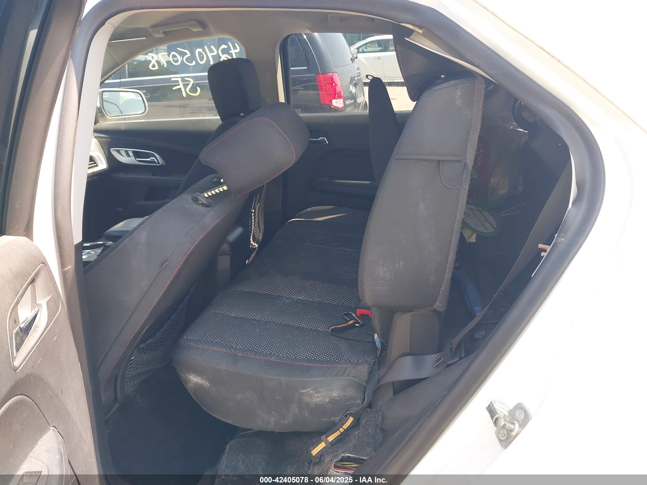 CHEVROLET EQUINOX image 8